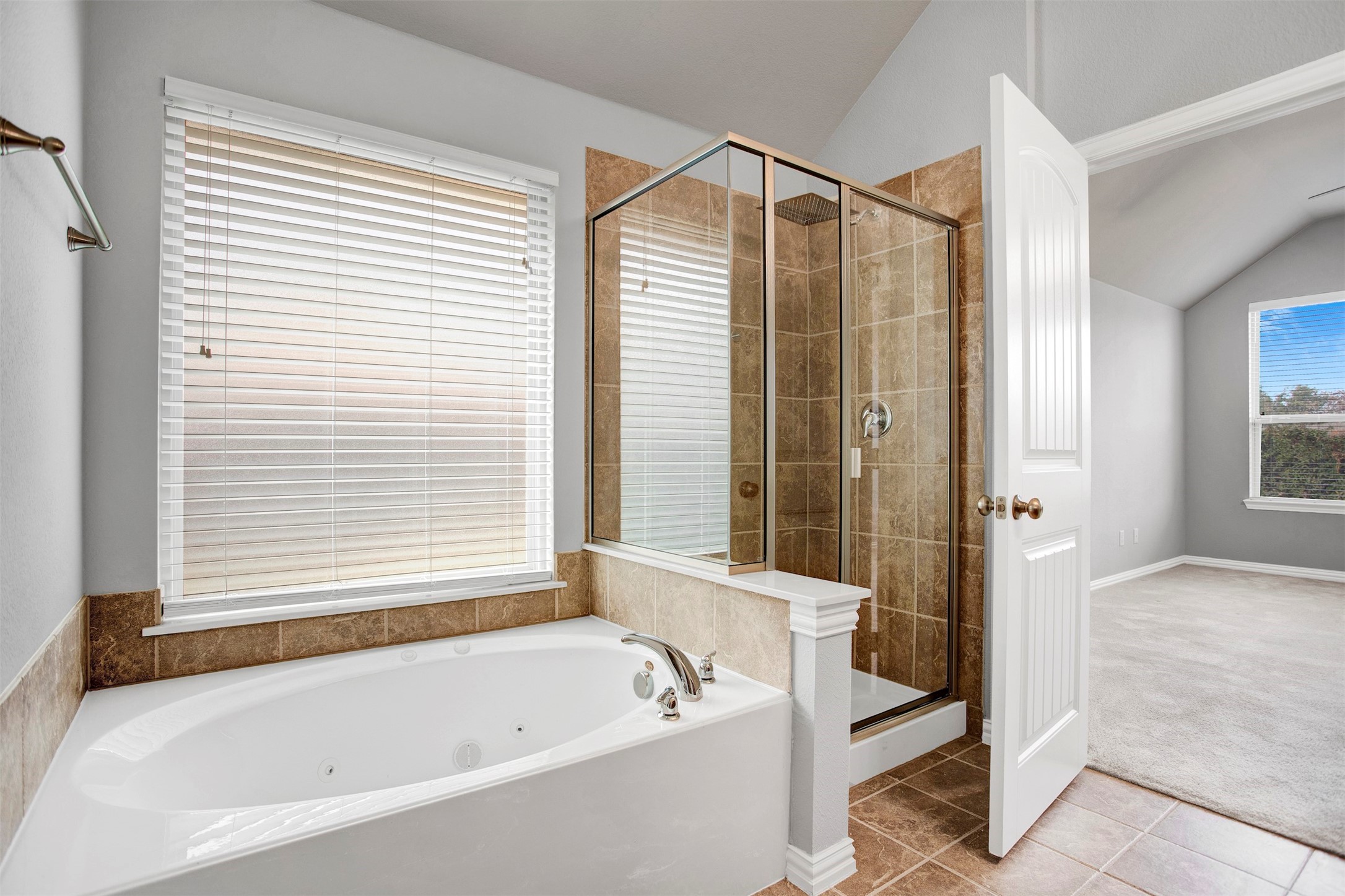 5104 Grove Cove Drive