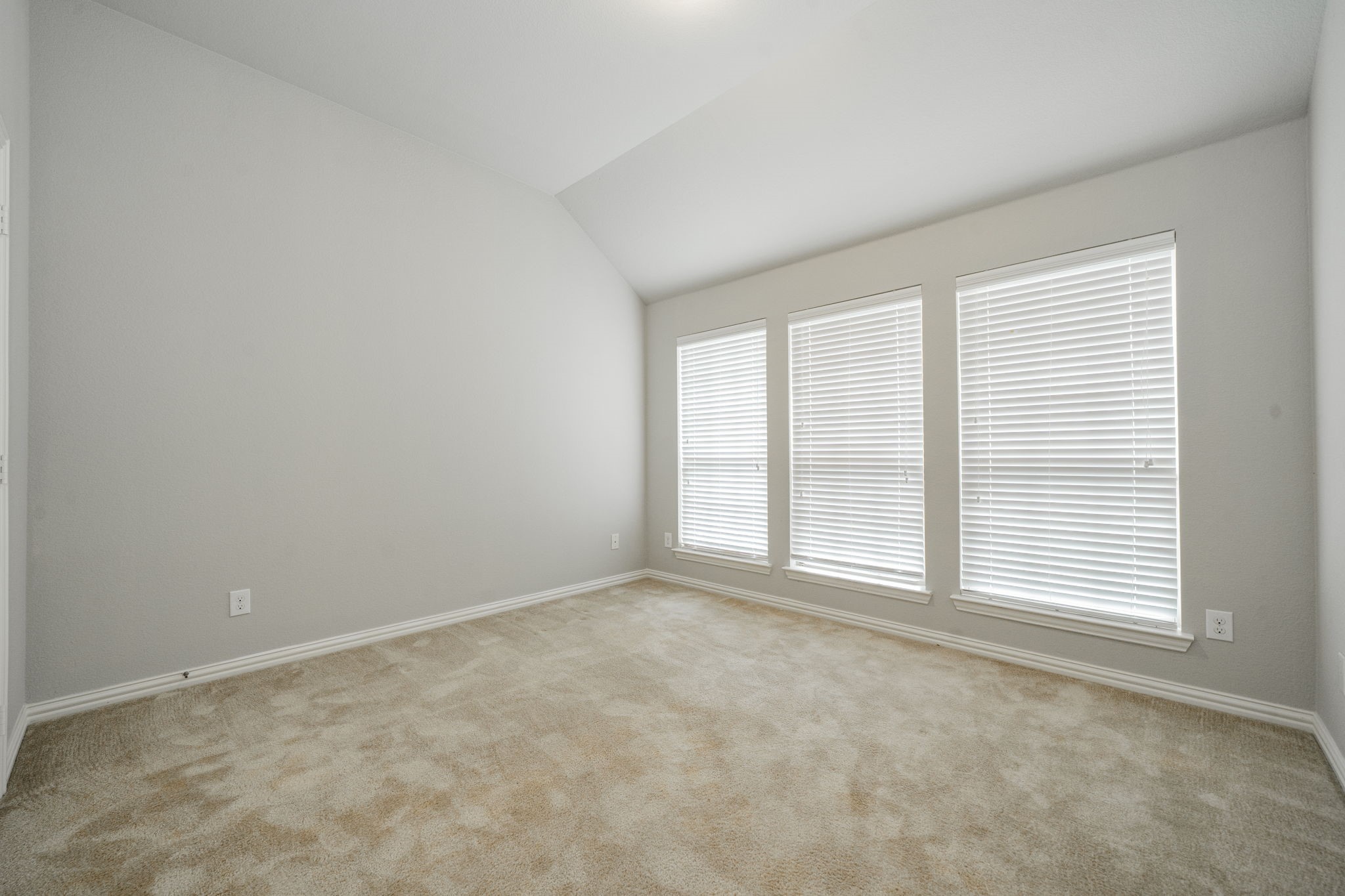 5104 Grove Cove Drive