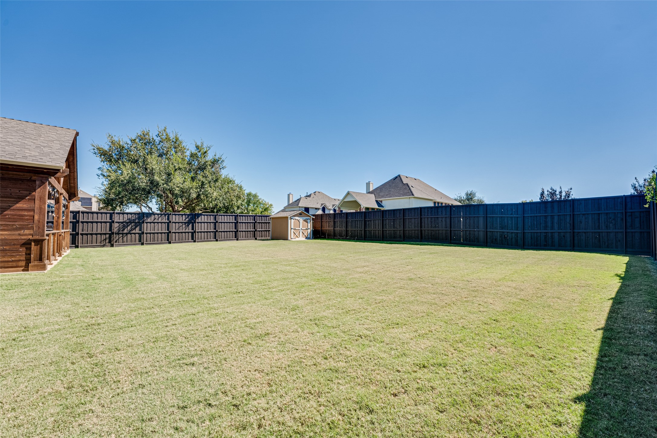 5616 Chateau Drive