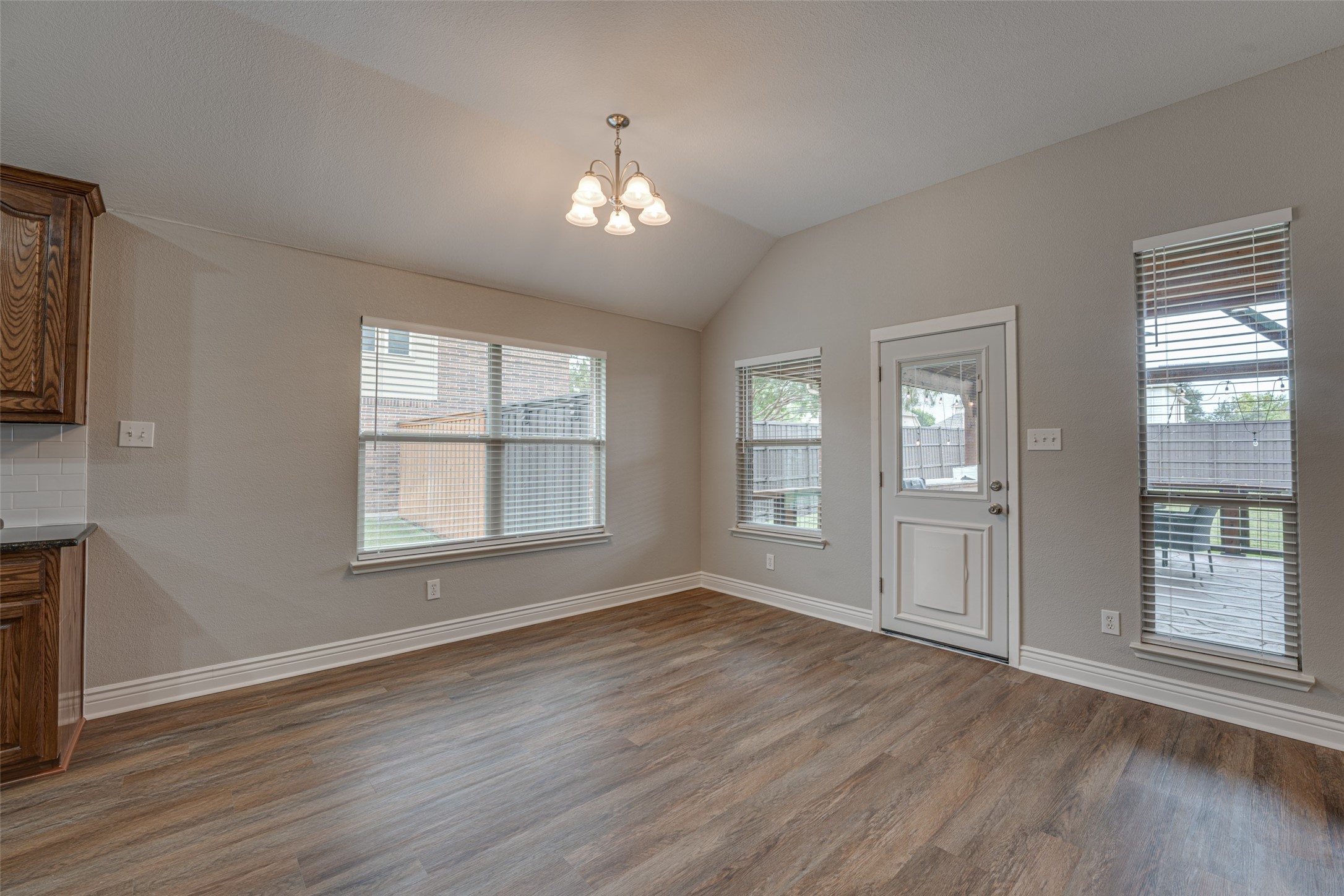 5616 Chateau Drive