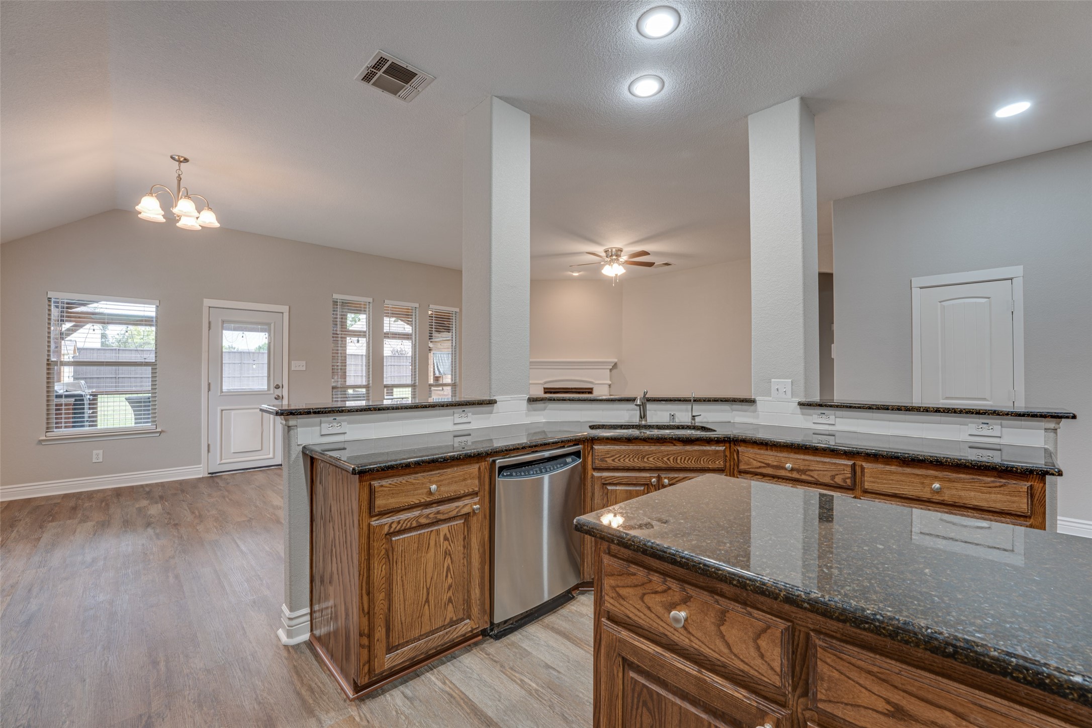 5616 Chateau Drive
