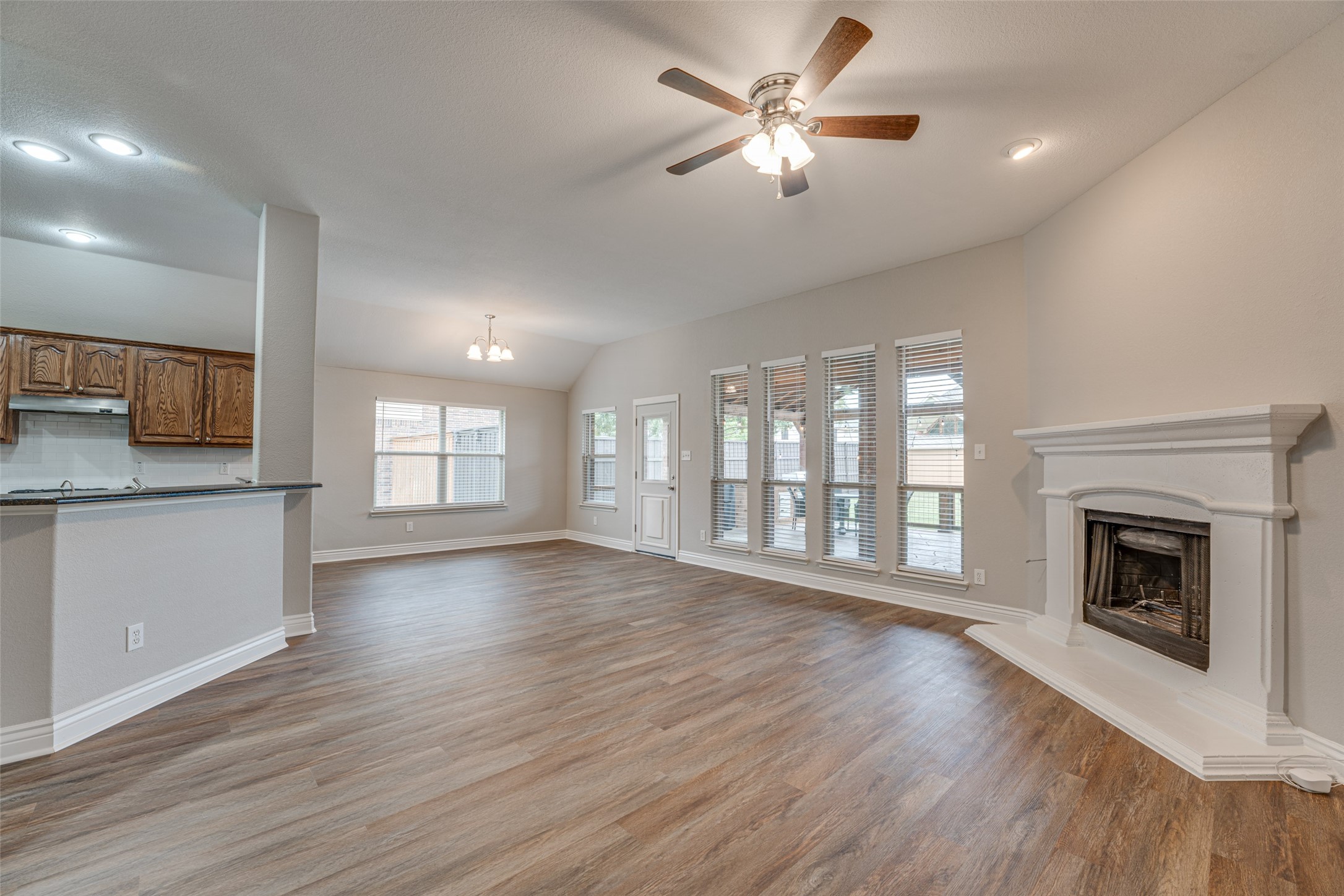 5616 Chateau Drive