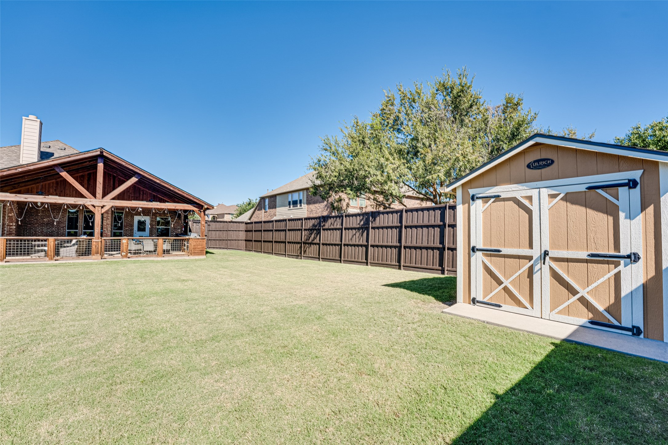 5616 Chateau Drive