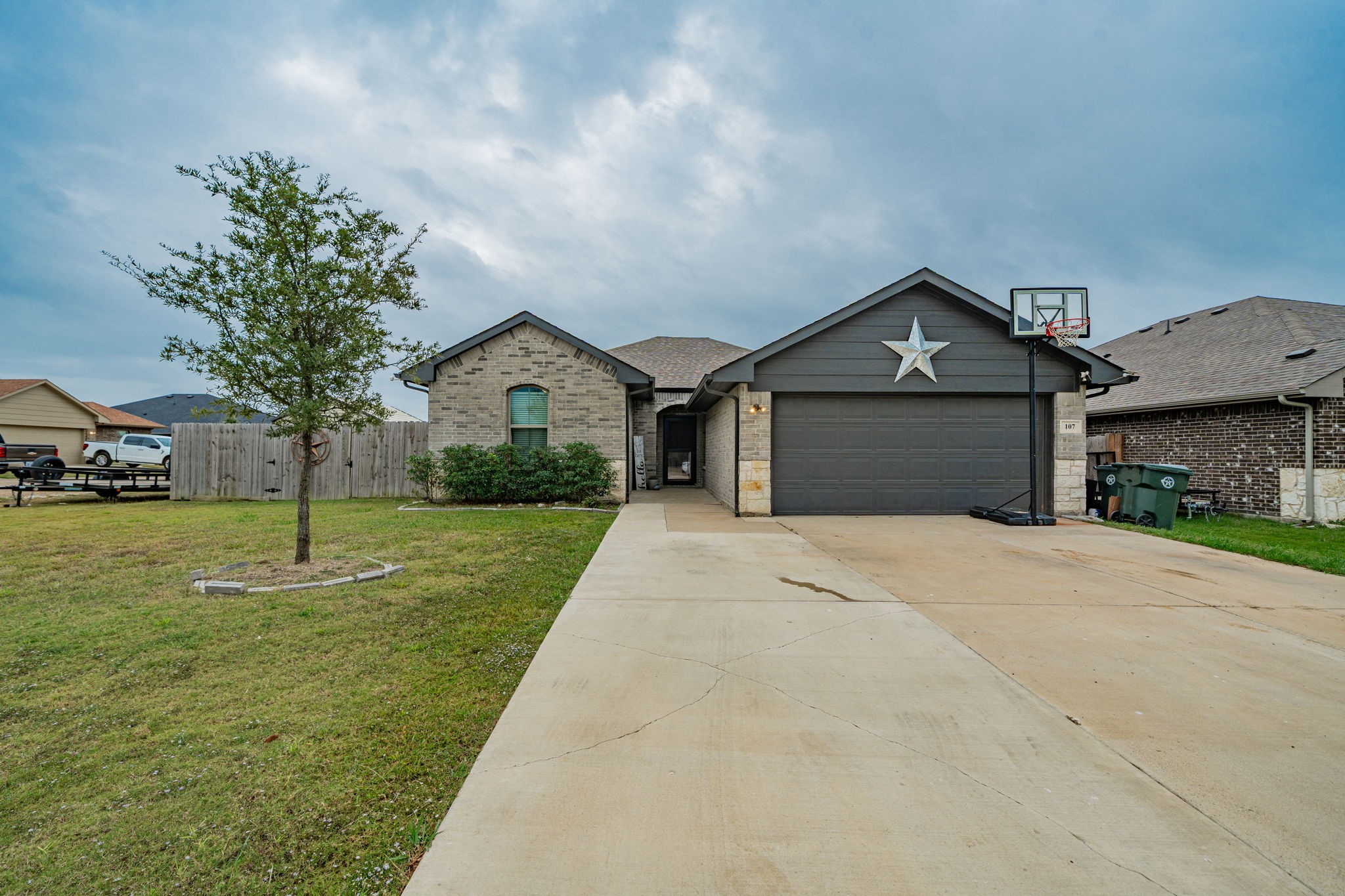 107 Willowbend Loop