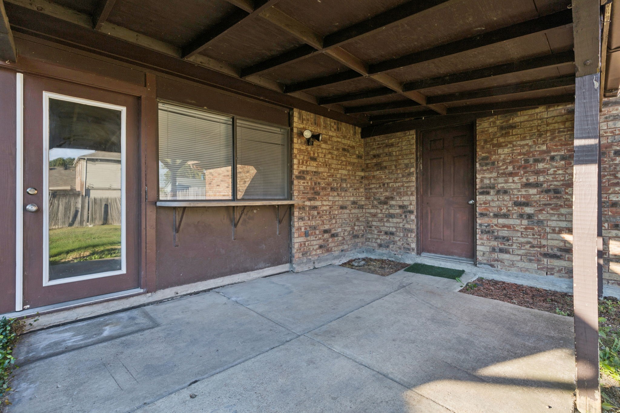 8505 Woodside Road