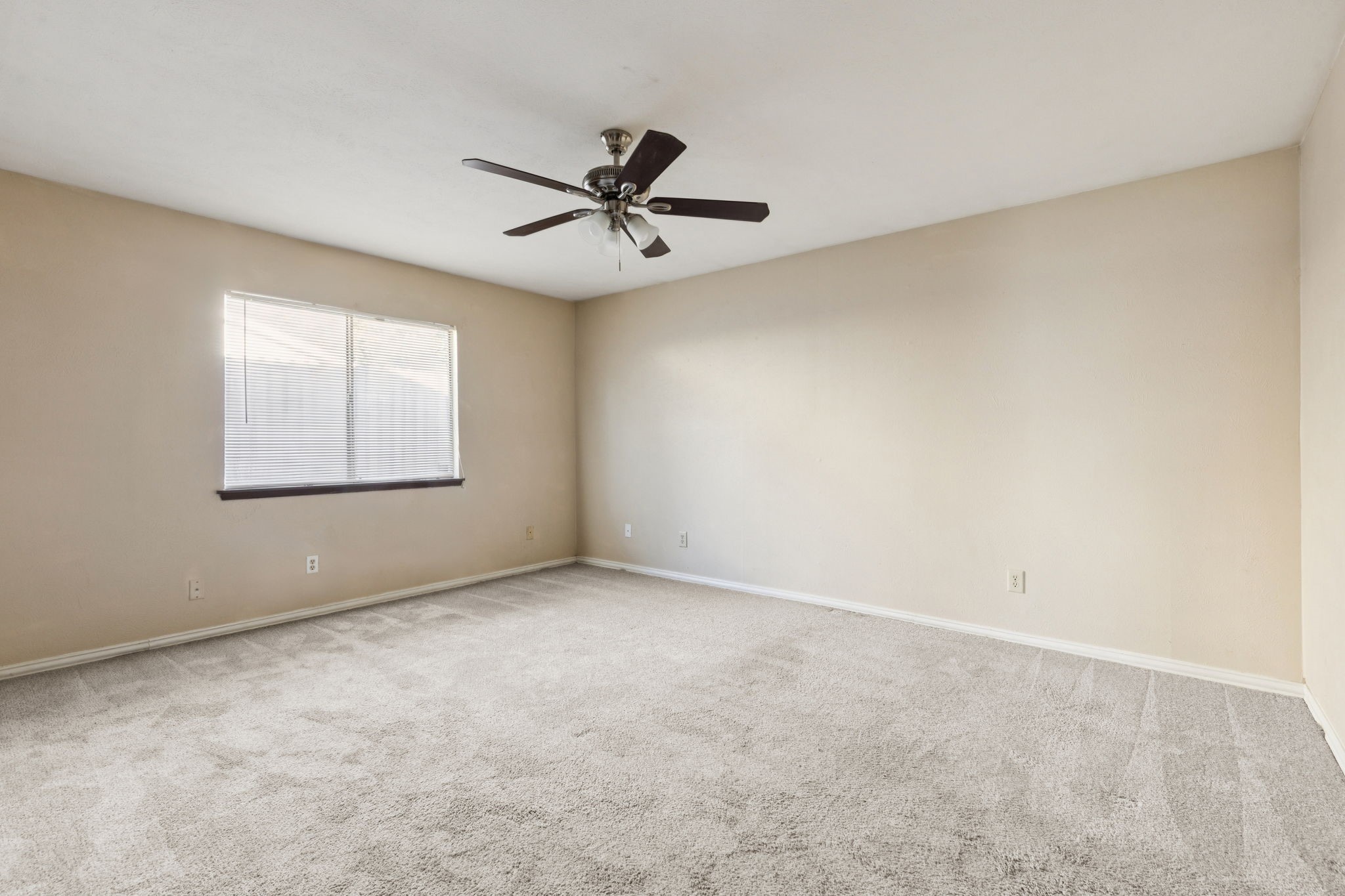 8505 Woodside Road