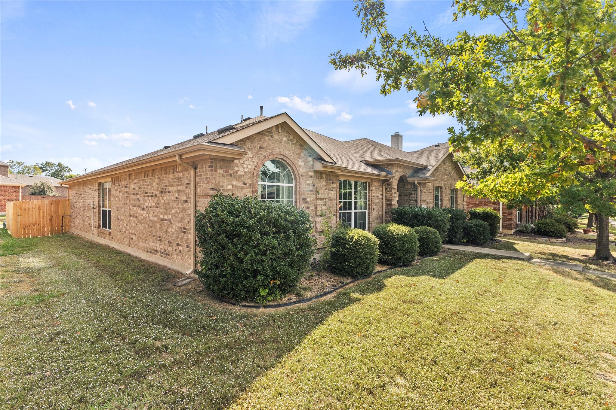 1142 HIDDEN LAKES WAY Drive