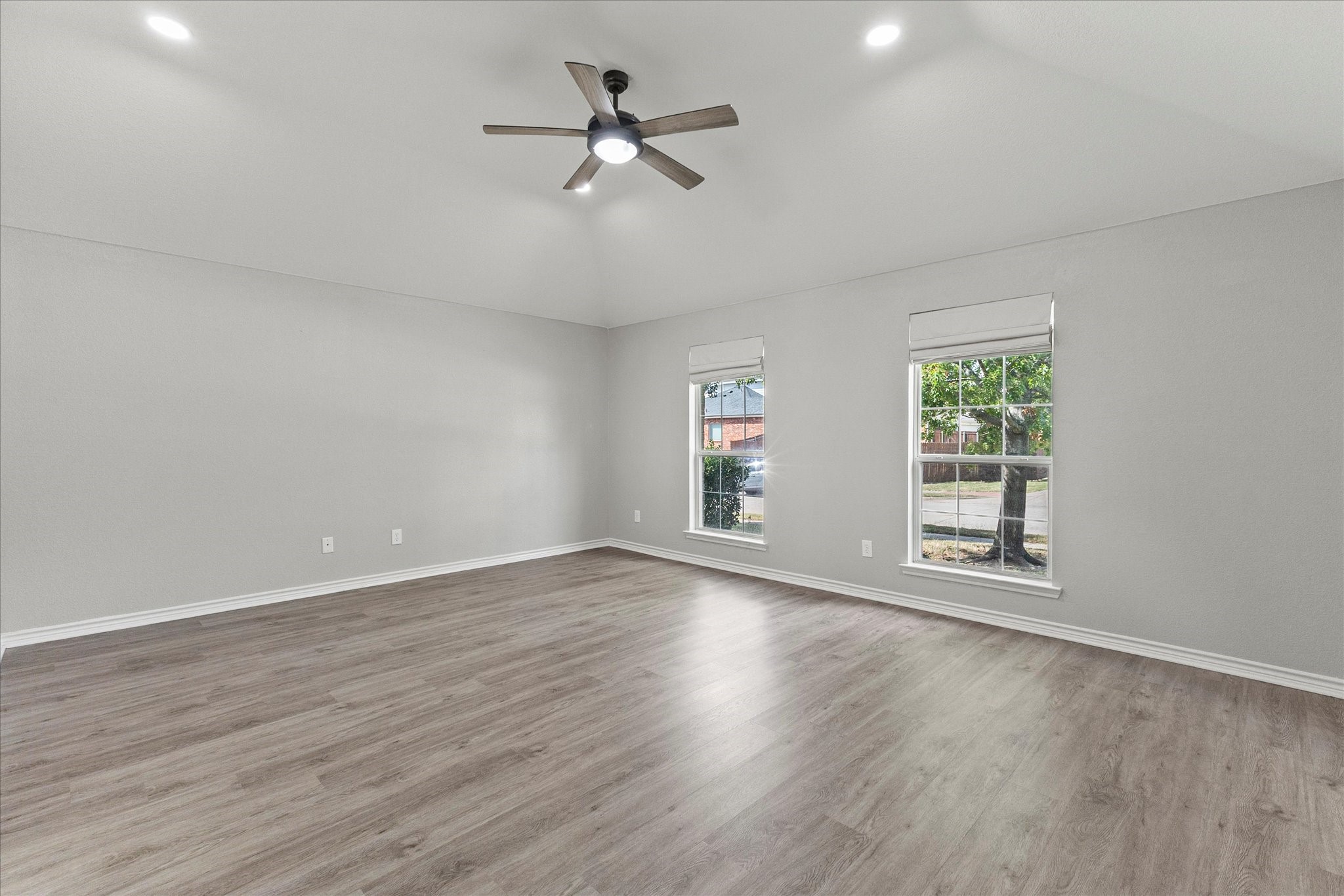 1142 HIDDEN LAKES WAY Drive