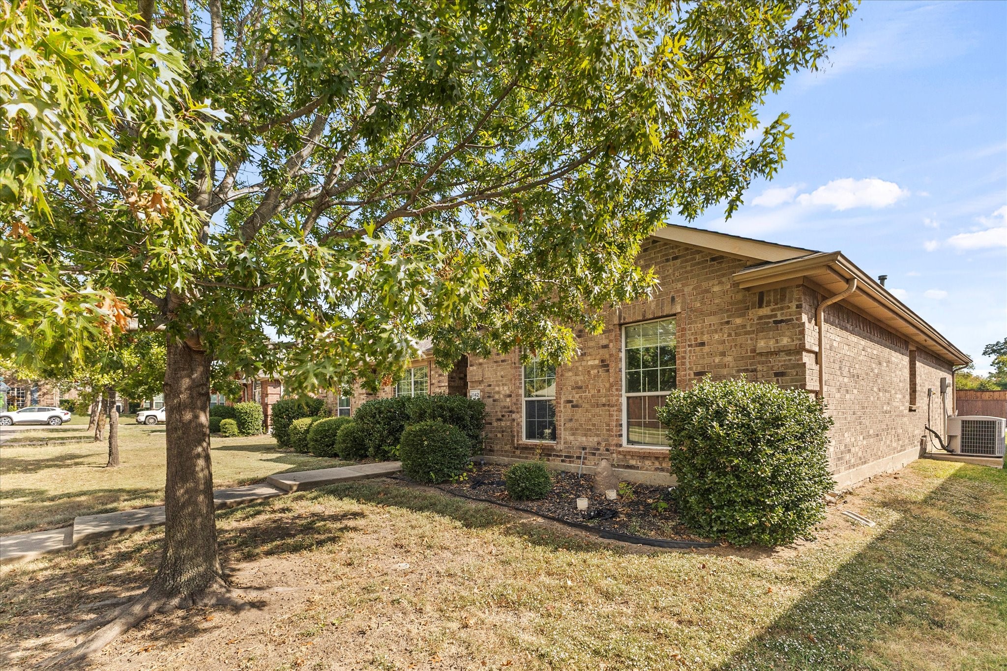 1142 HIDDEN LAKES WAY Drive