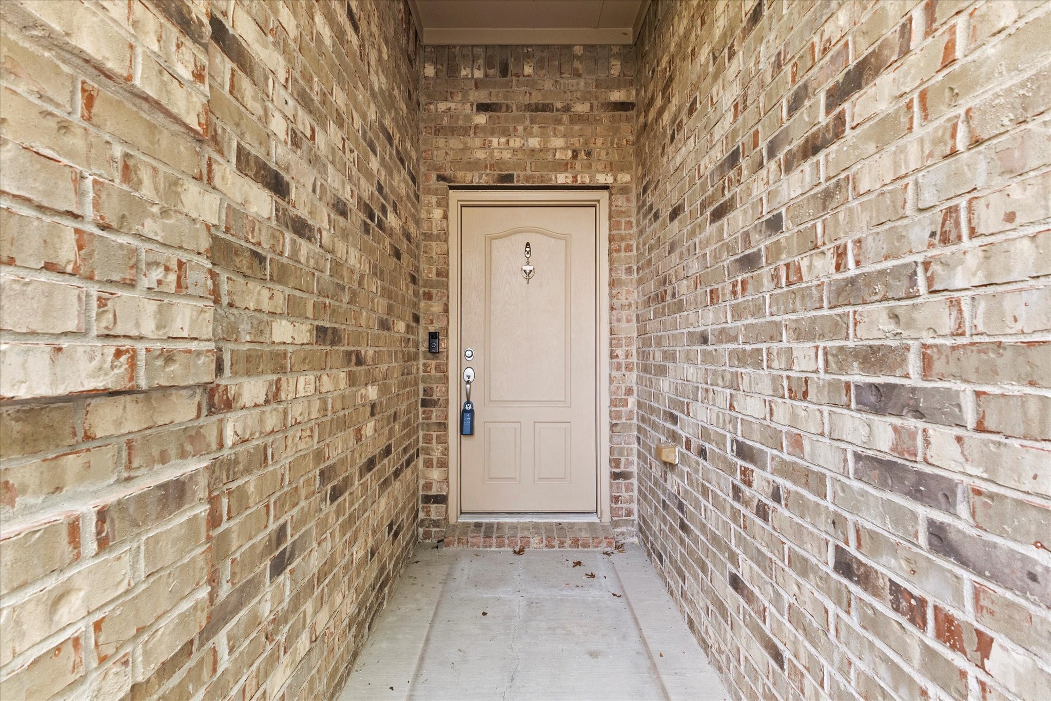 1142 HIDDEN LAKES WAY Drive