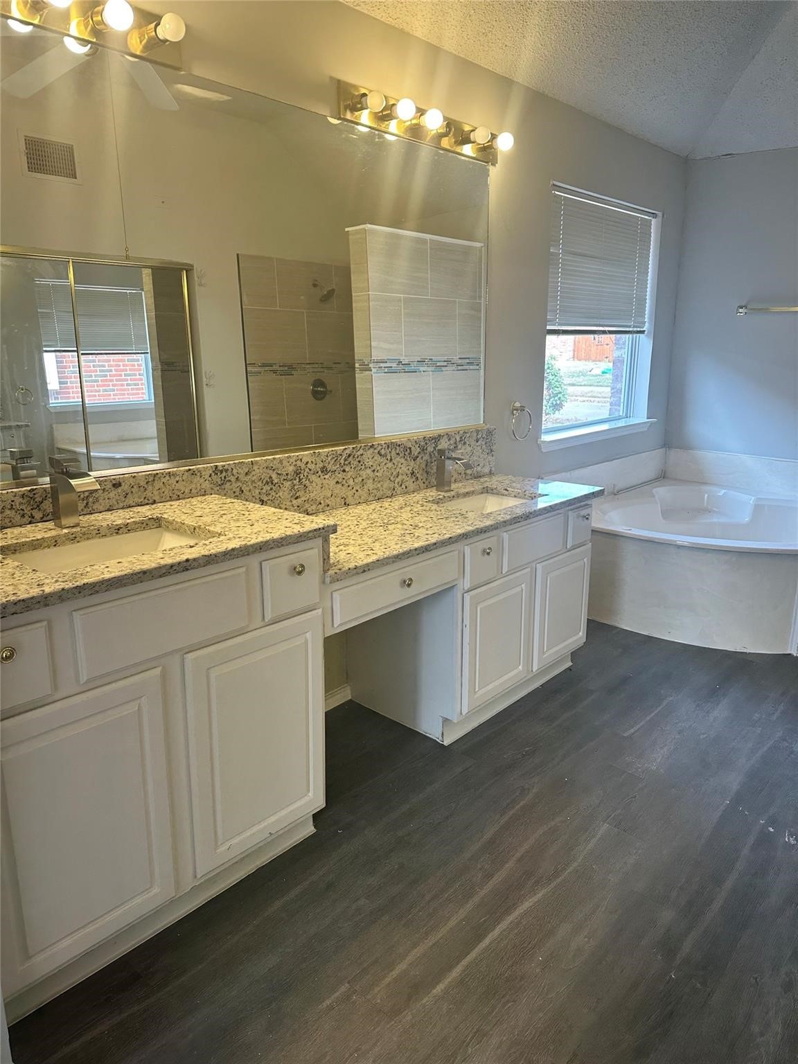 2409 Homestead Drive