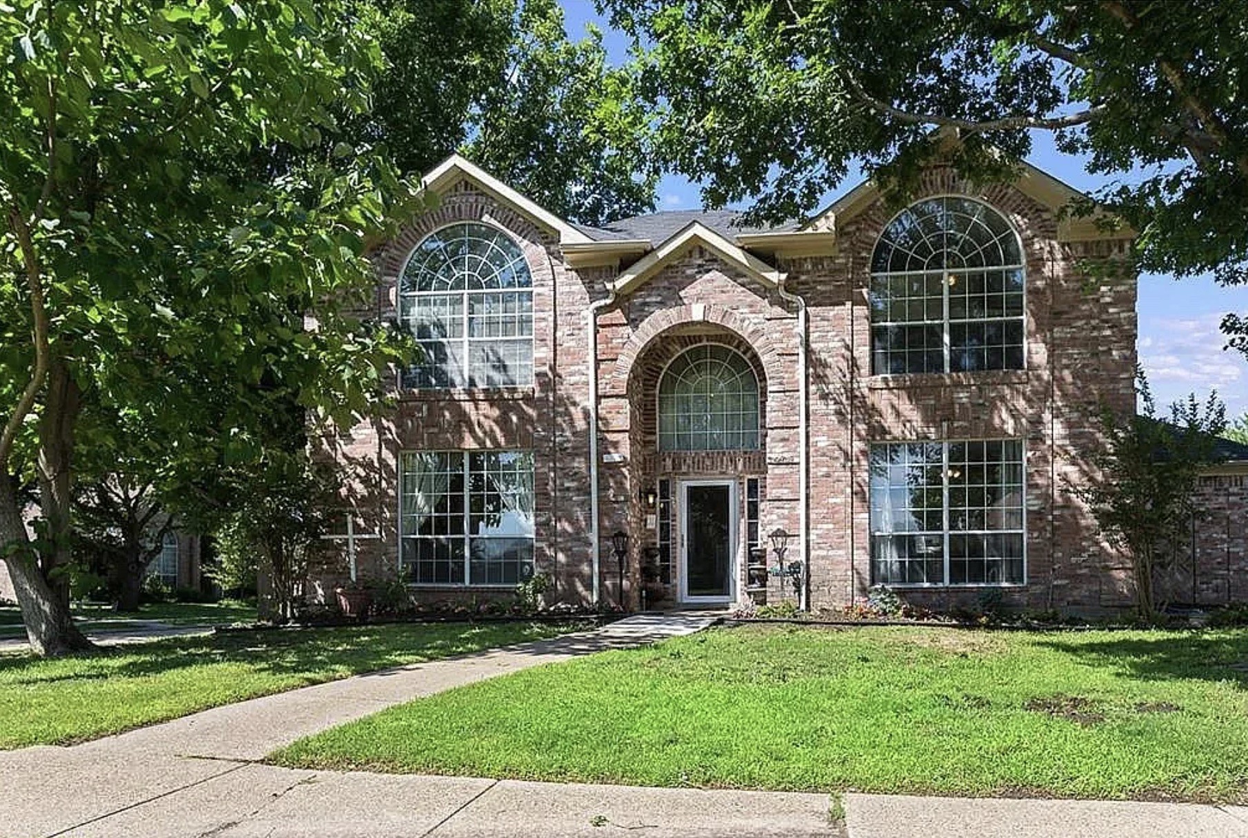 2409 Homestead Drive