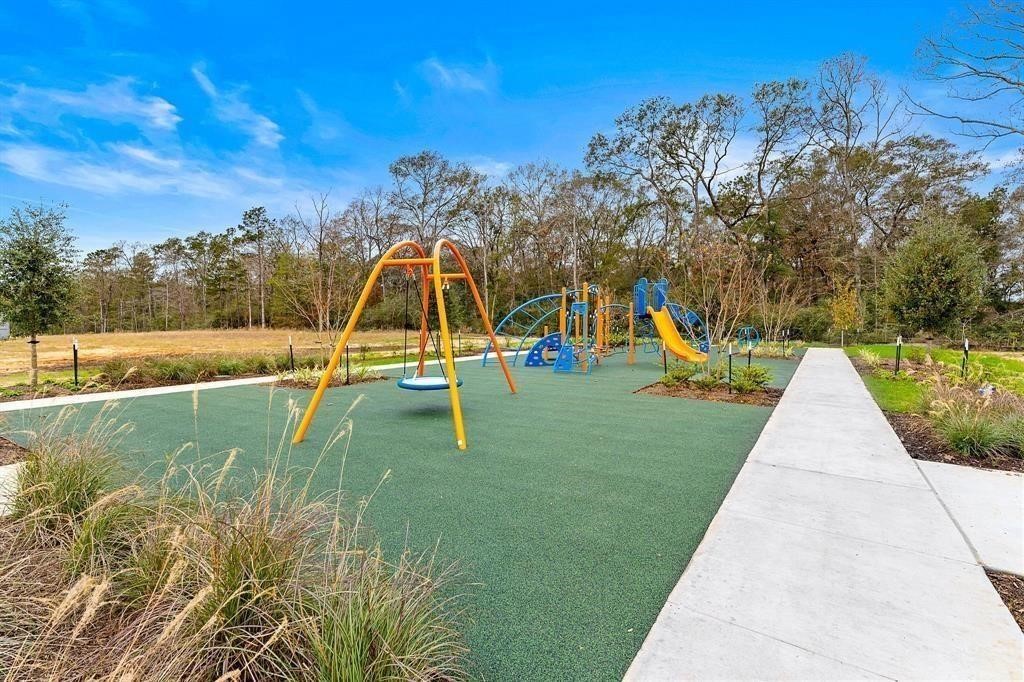 14207 Cypress Laurel Court