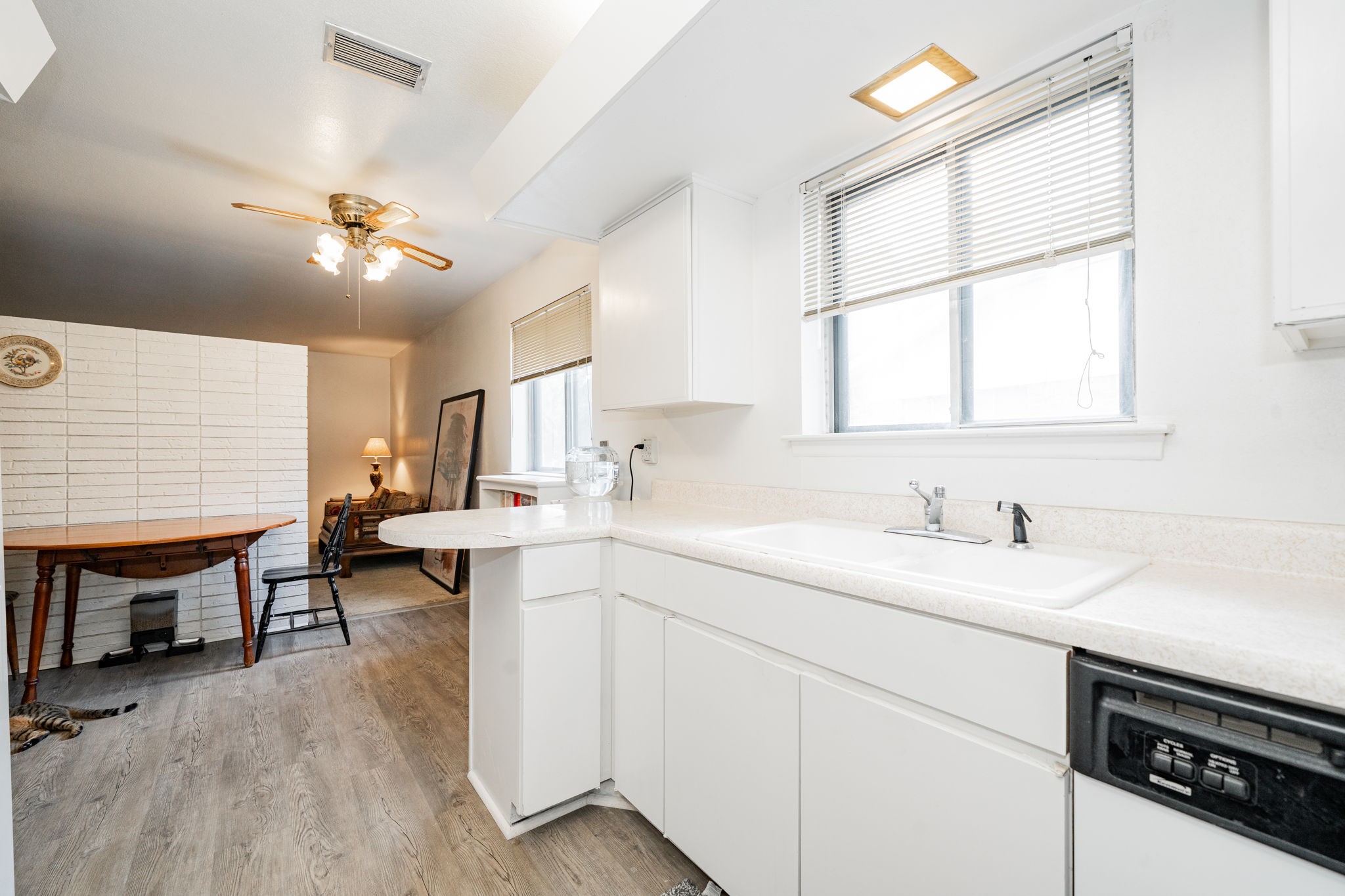 1759 Gross Road
