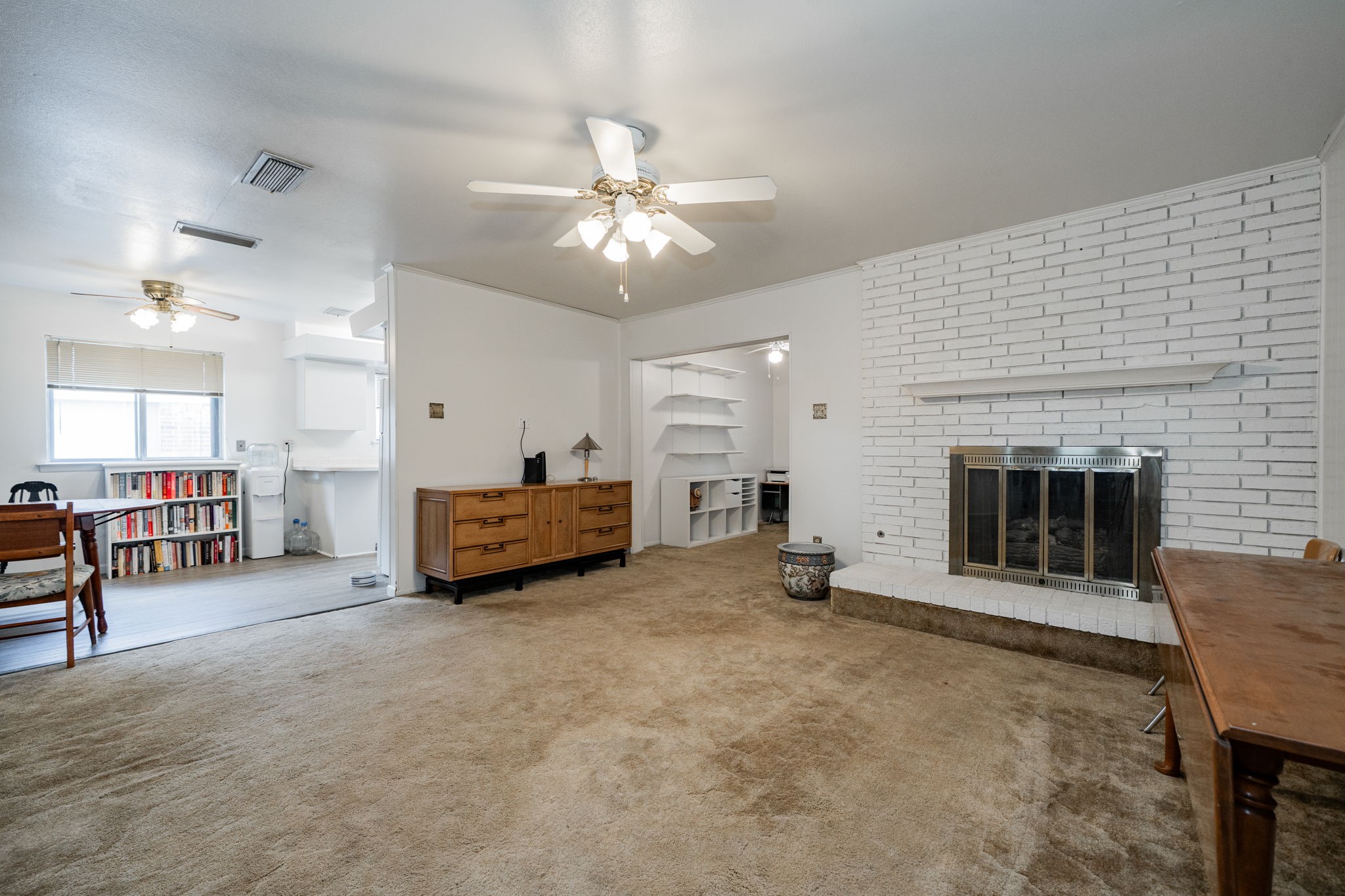 1759 Gross Road