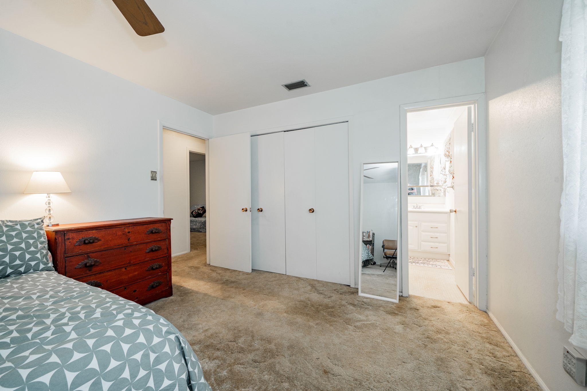 1759 Gross Road