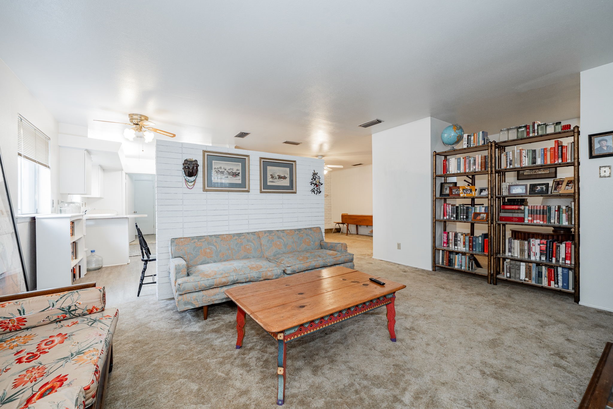 1759 Gross Road