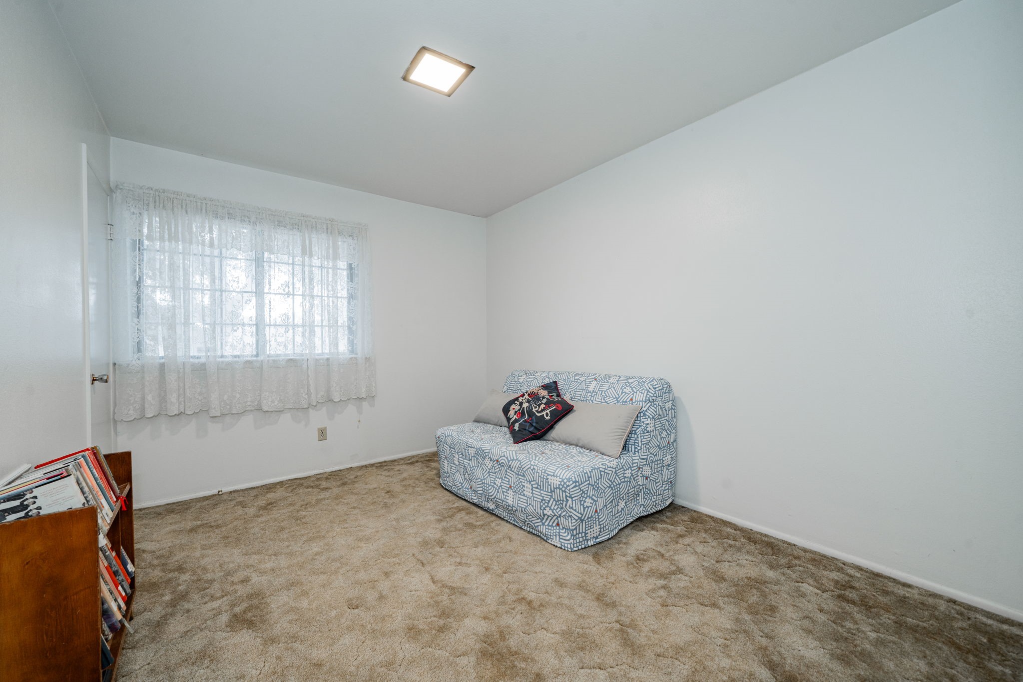 1759 Gross Road