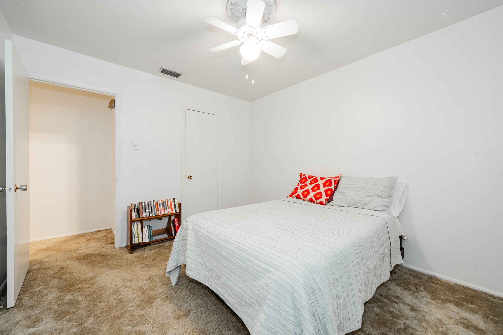 1759 Gross Road