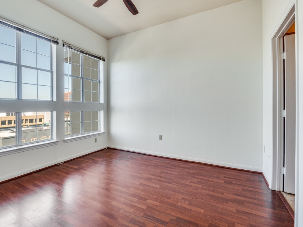 3225 Turtle Creek Boulevard 1136