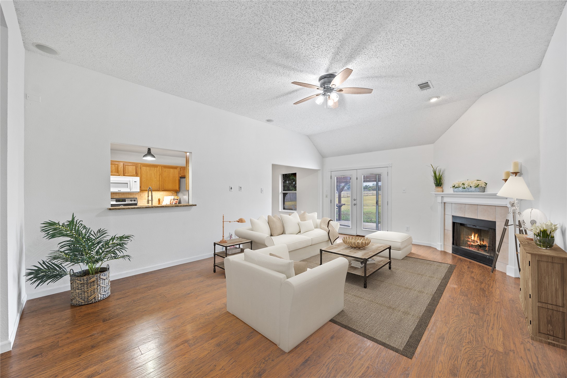 1930 Silver View Lane