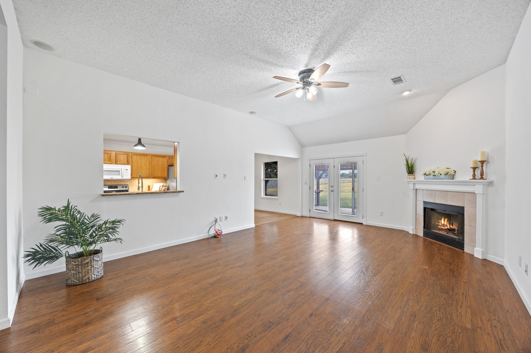 1930 Silver View Lane