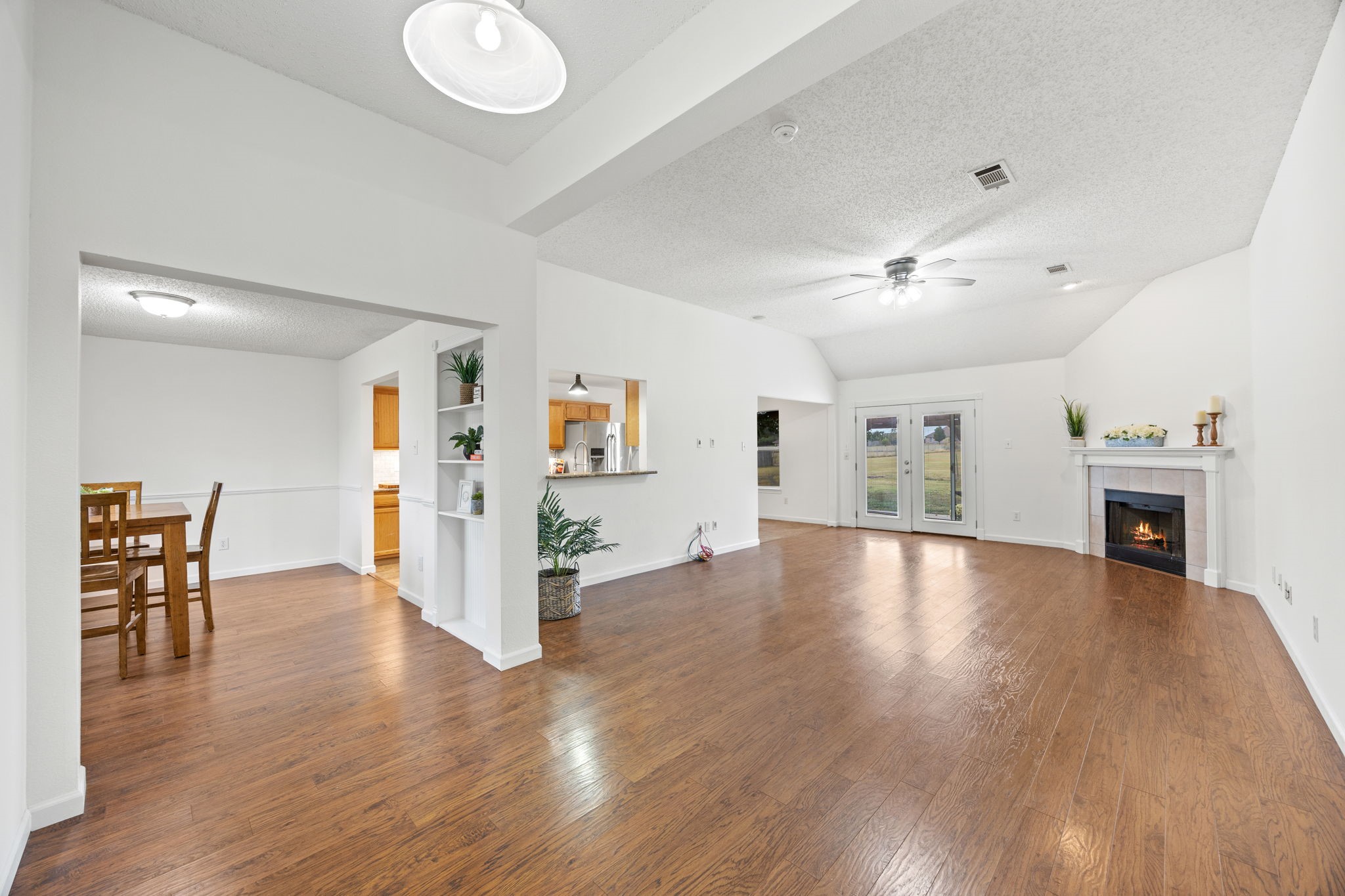 1930 Silver View Lane