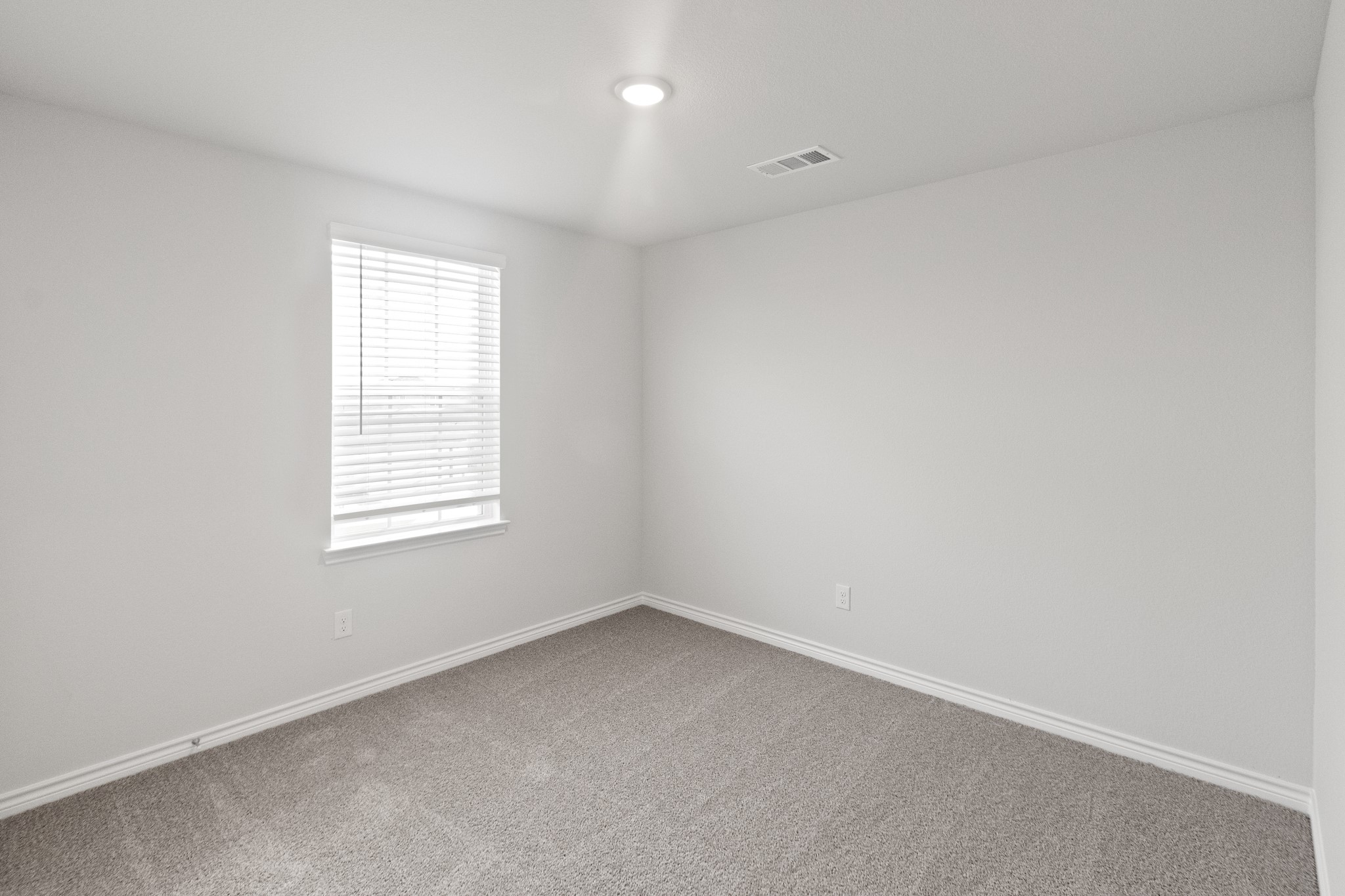 1606 Romans Road