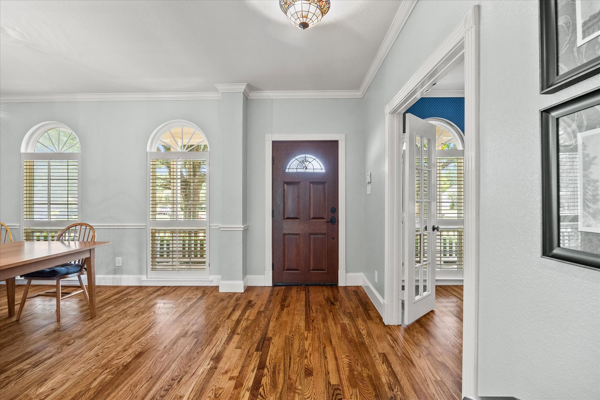 425 Chippendale Drive