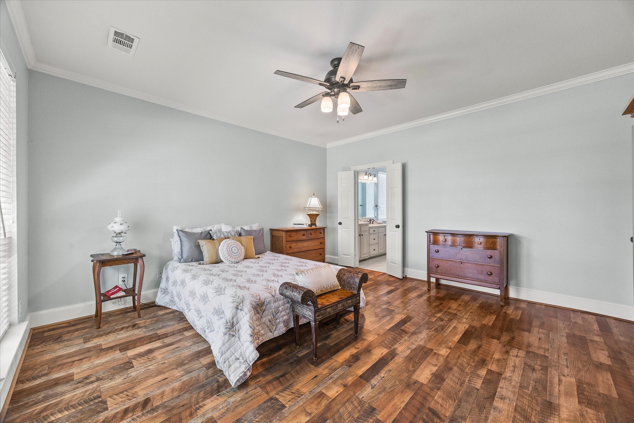 425 Chippendale Drive