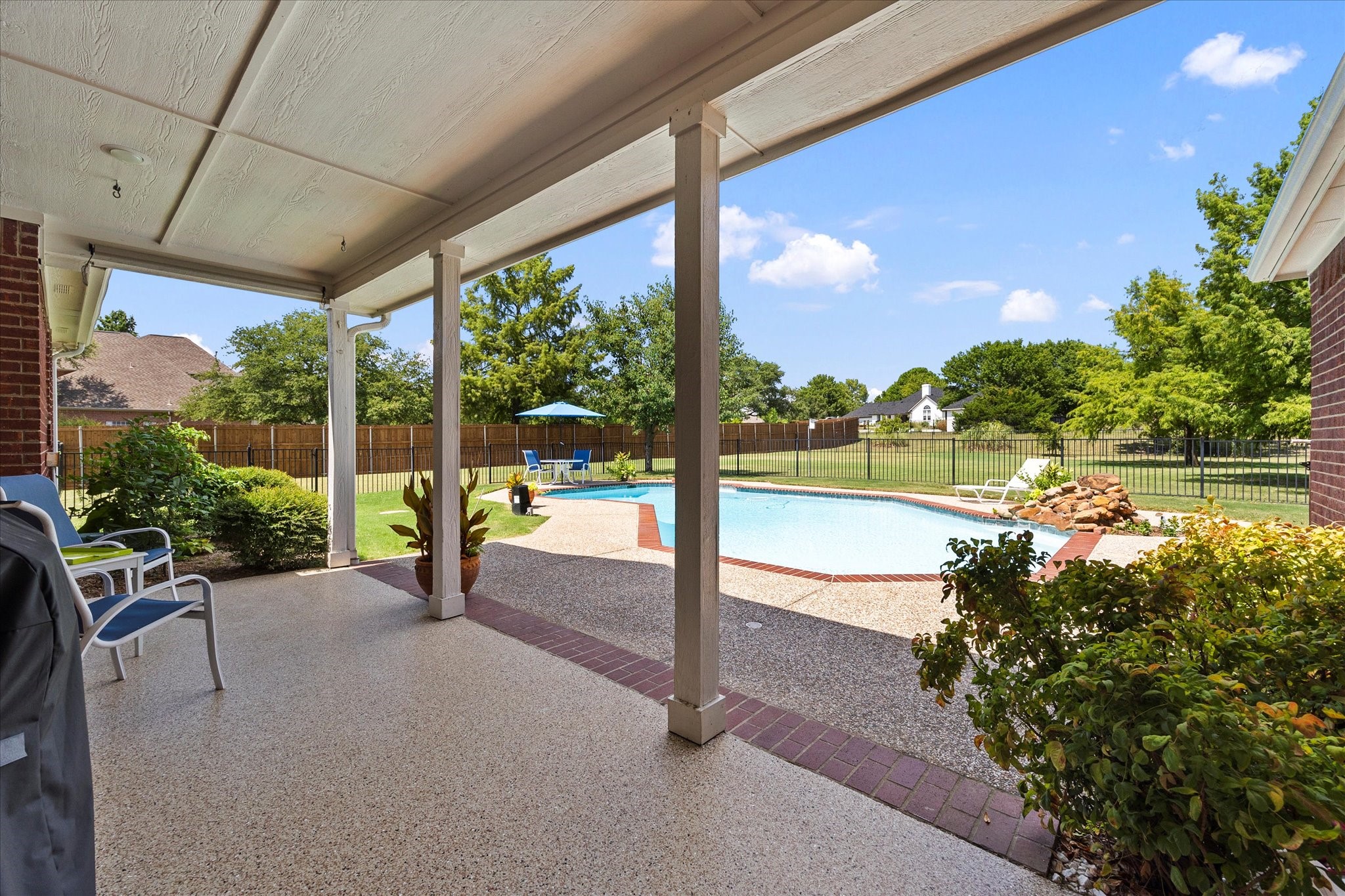 425 Chippendale Drive