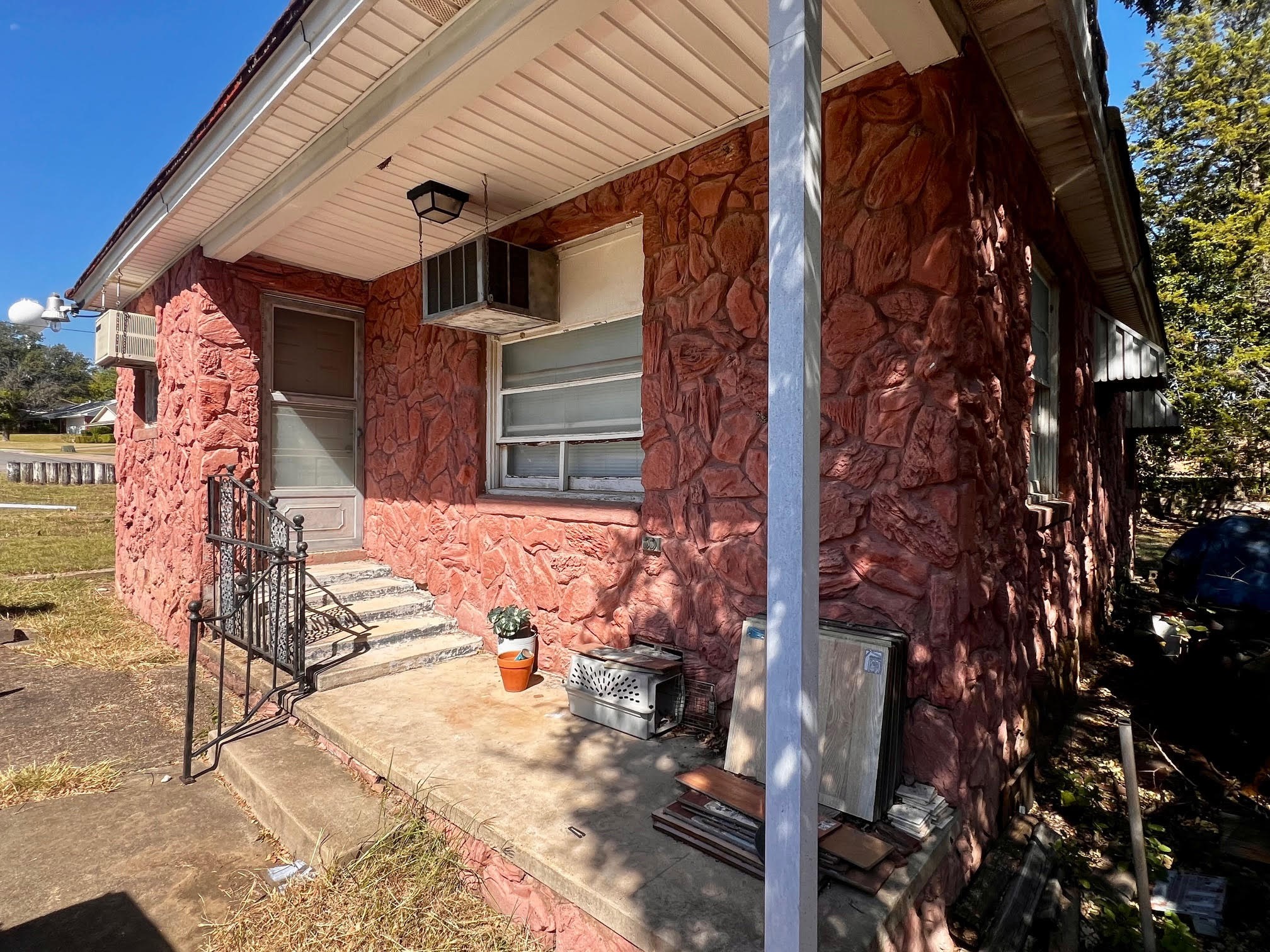 3613 Williams Road