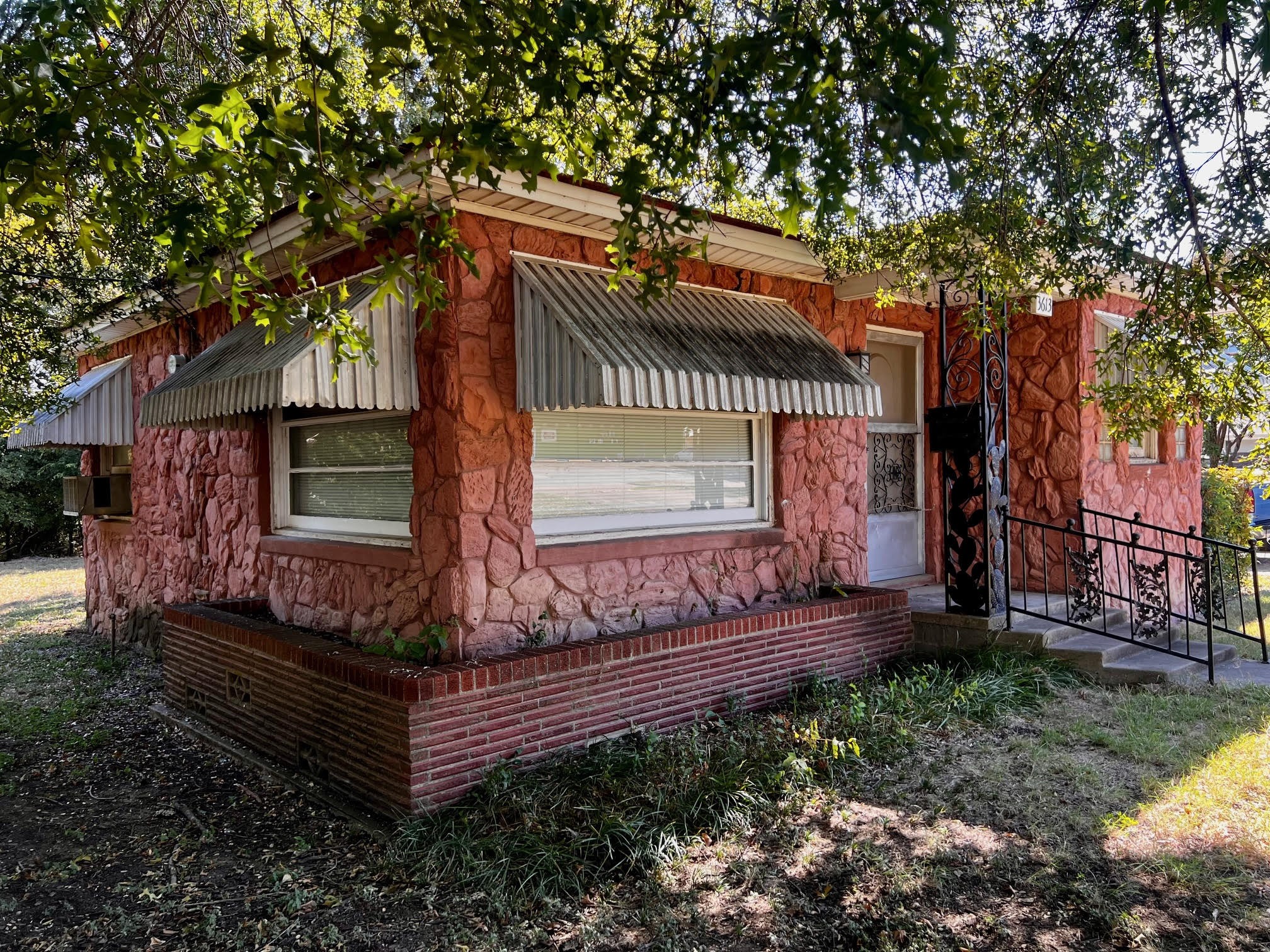 3613 Williams Road