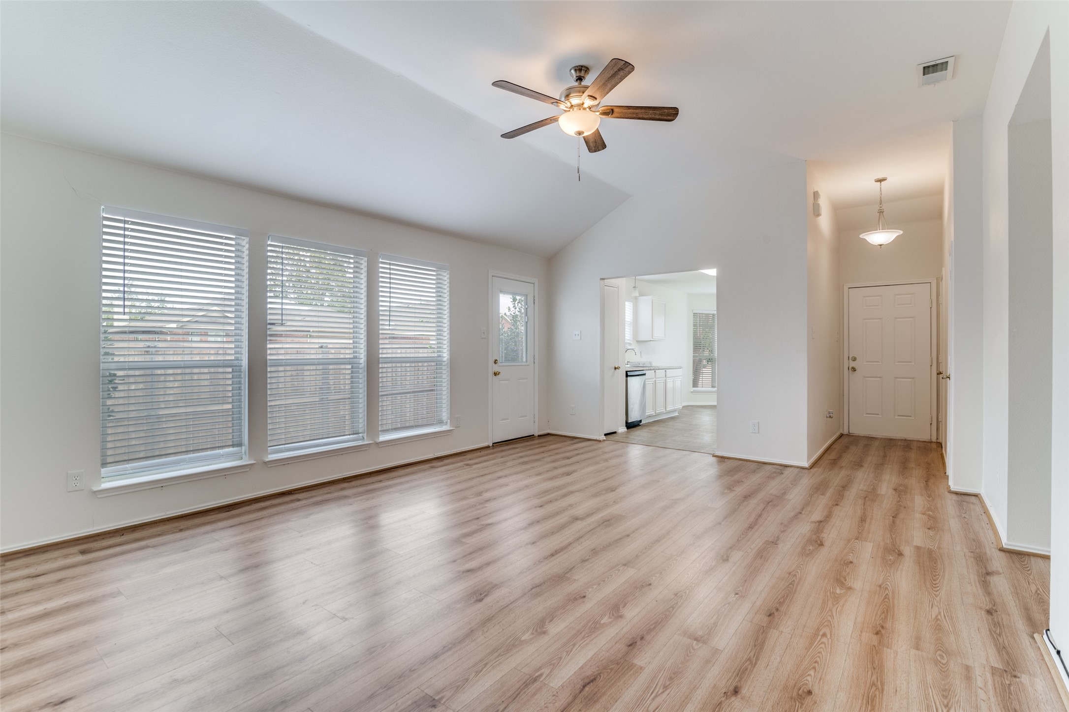 1501 Kelly Lane