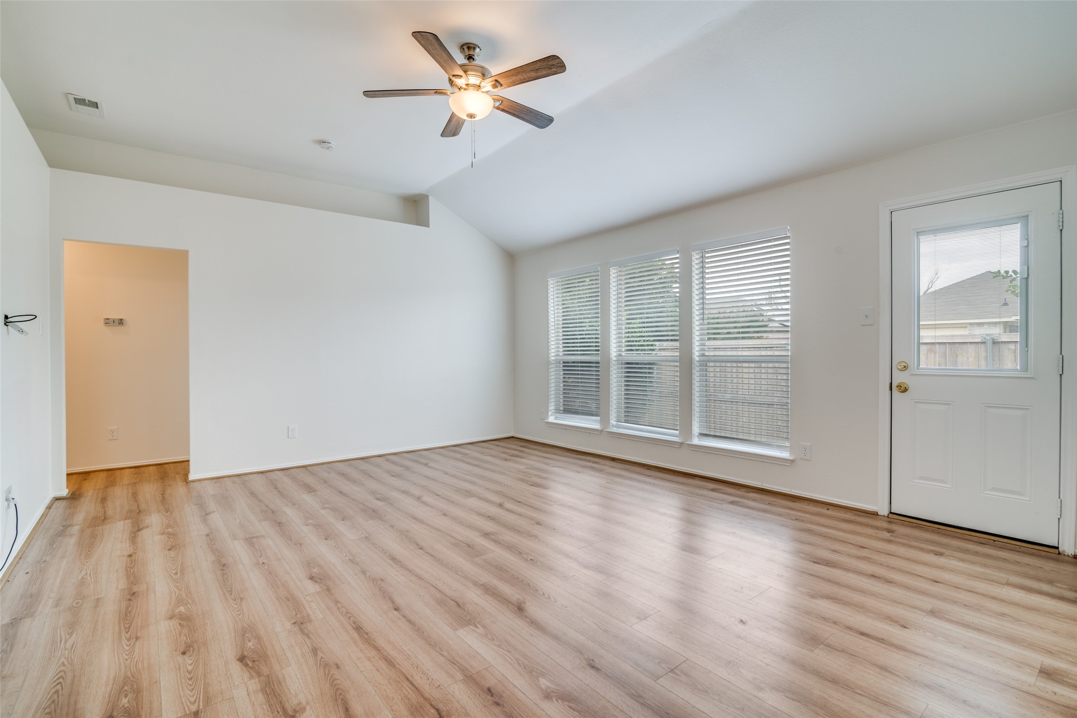 1501 Kelly Lane