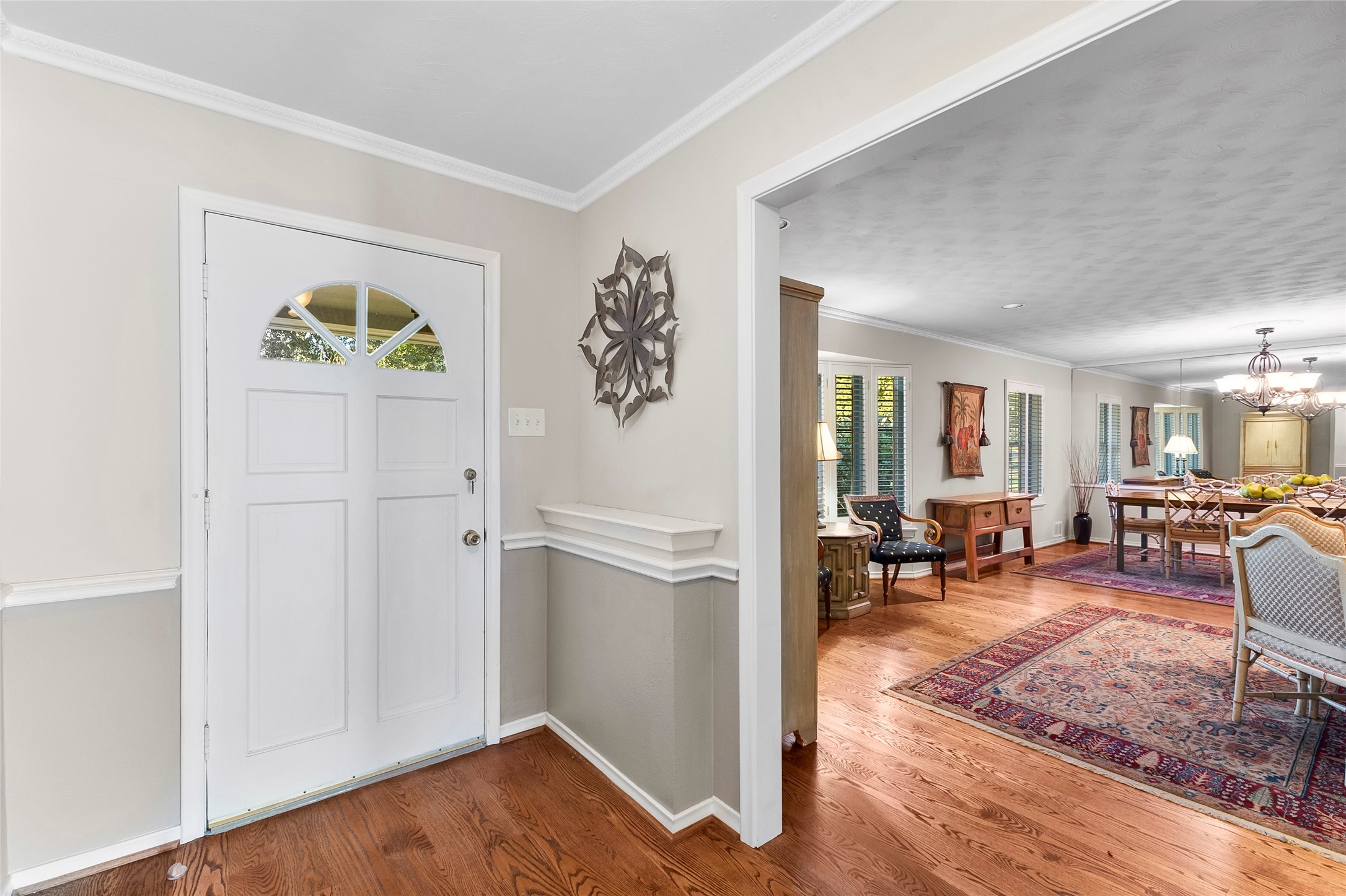 6305 Annapolis Lane