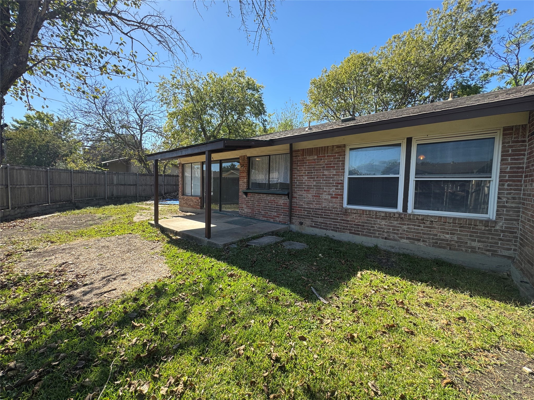 3406 Ivanhoe Lane