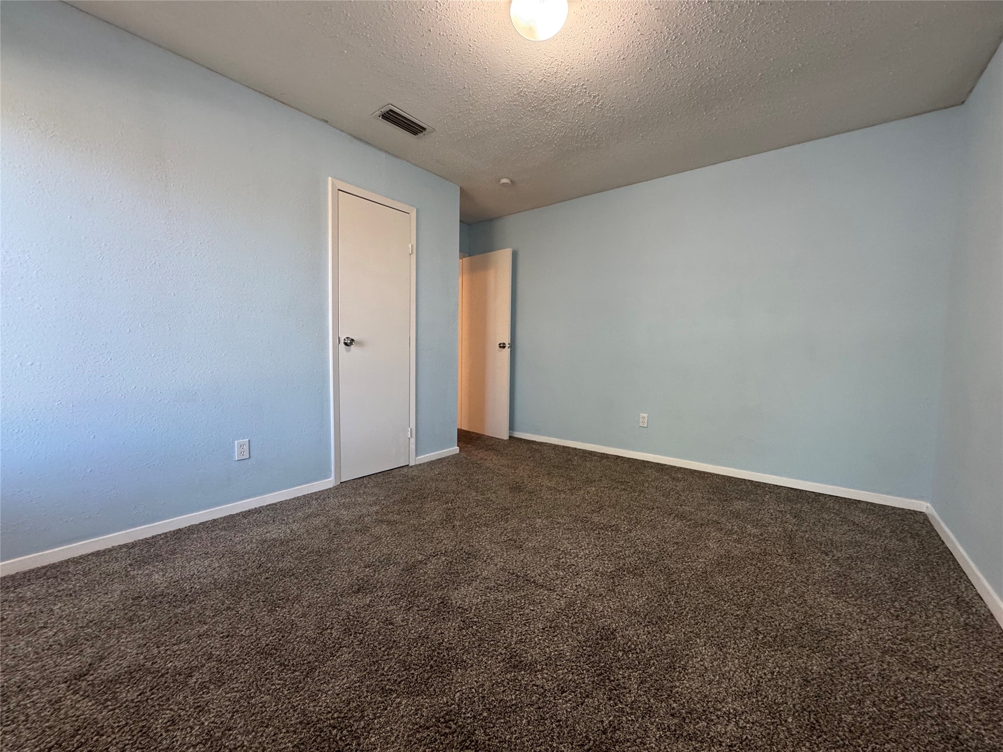 3406 Ivanhoe Lane