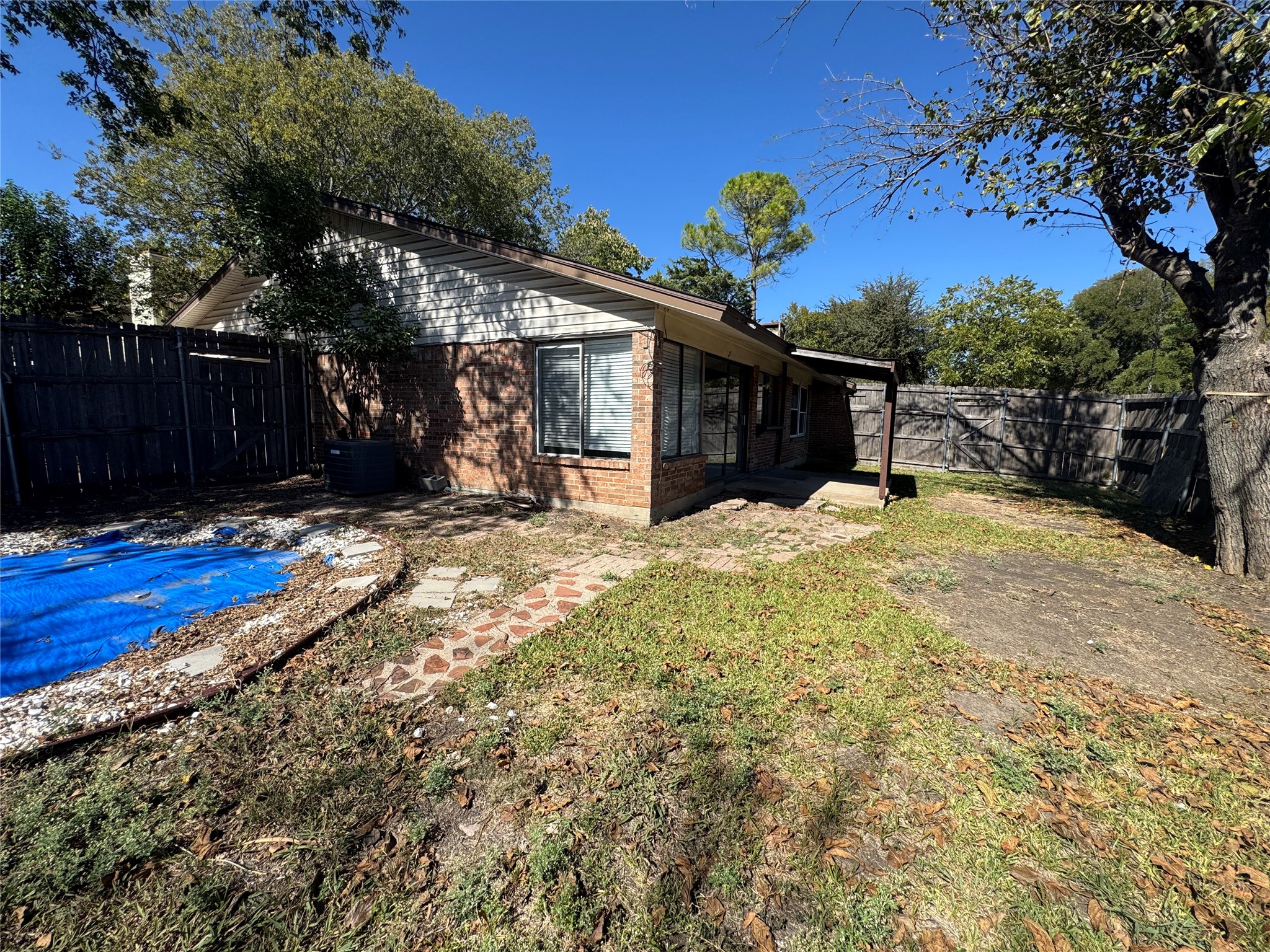 3406 Ivanhoe Lane