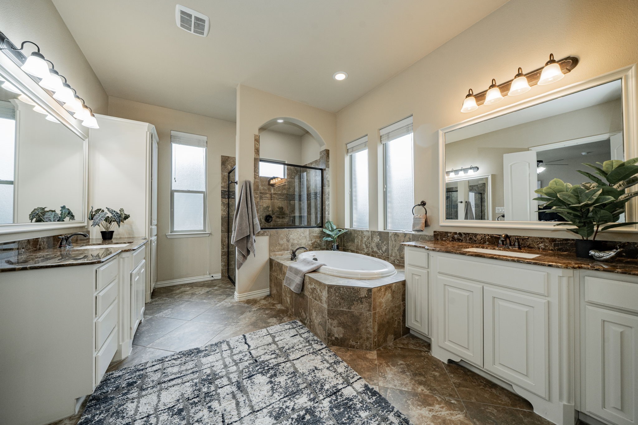 668 Featherstone Drive