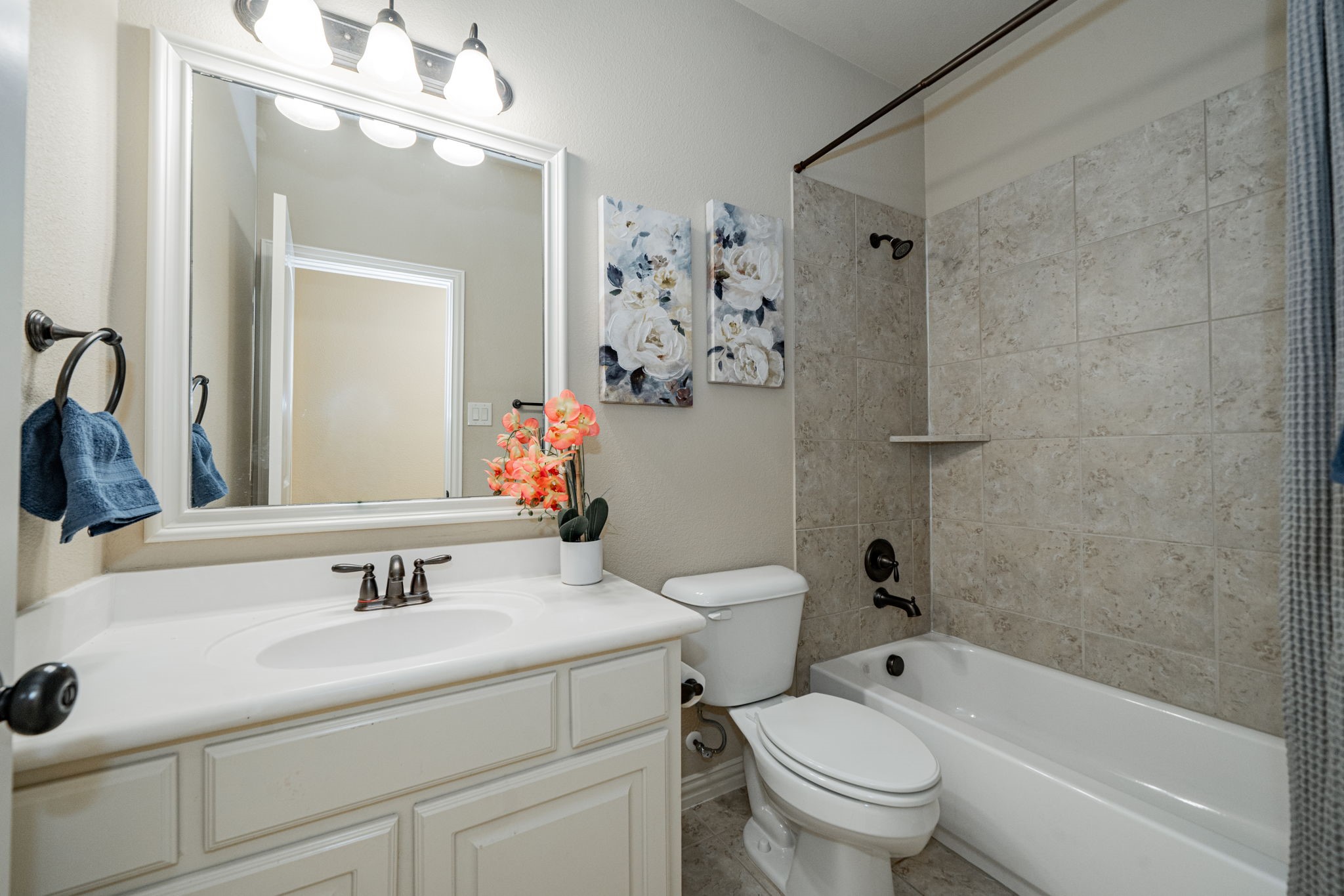 668 Featherstone Drive