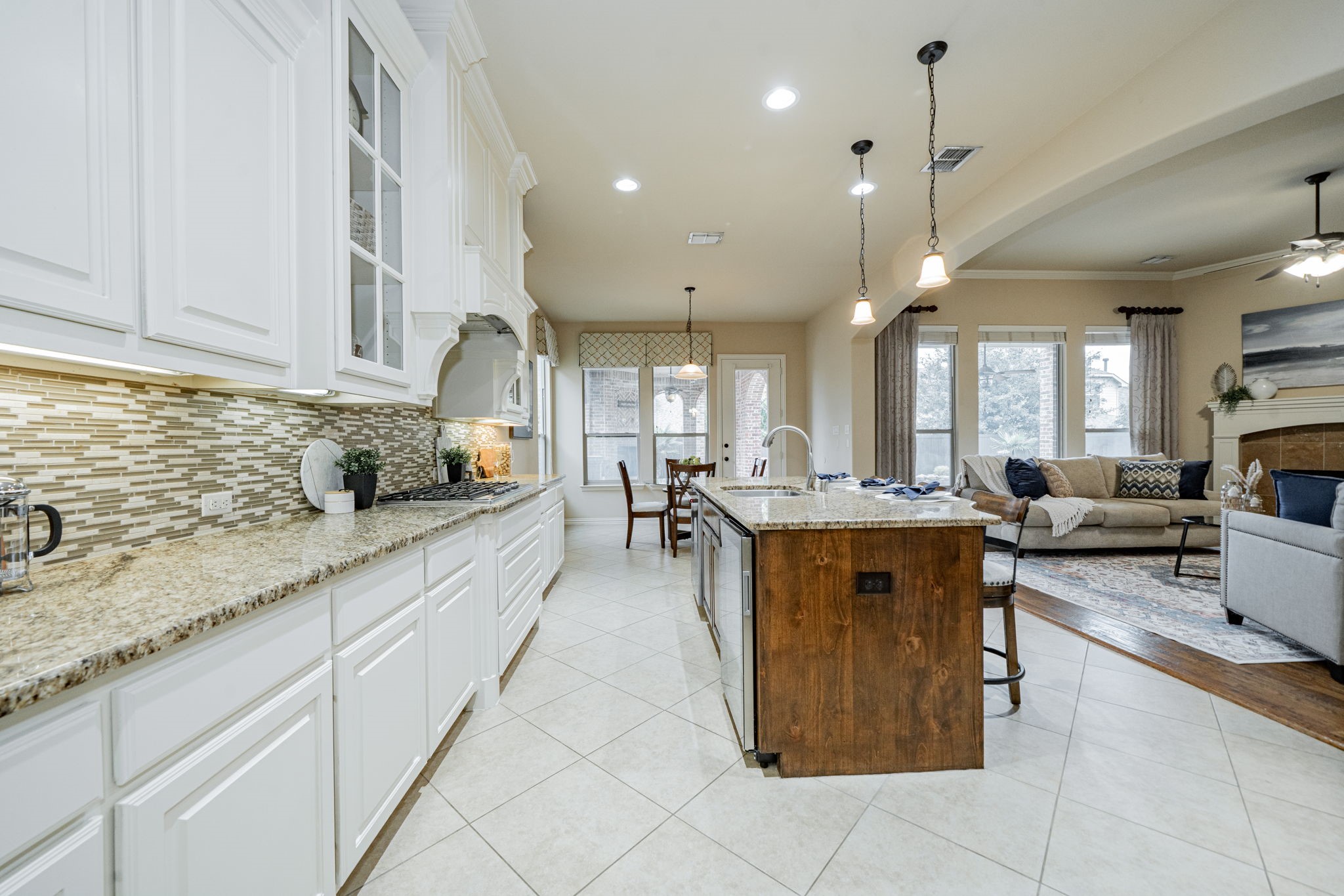 668 Featherstone Drive