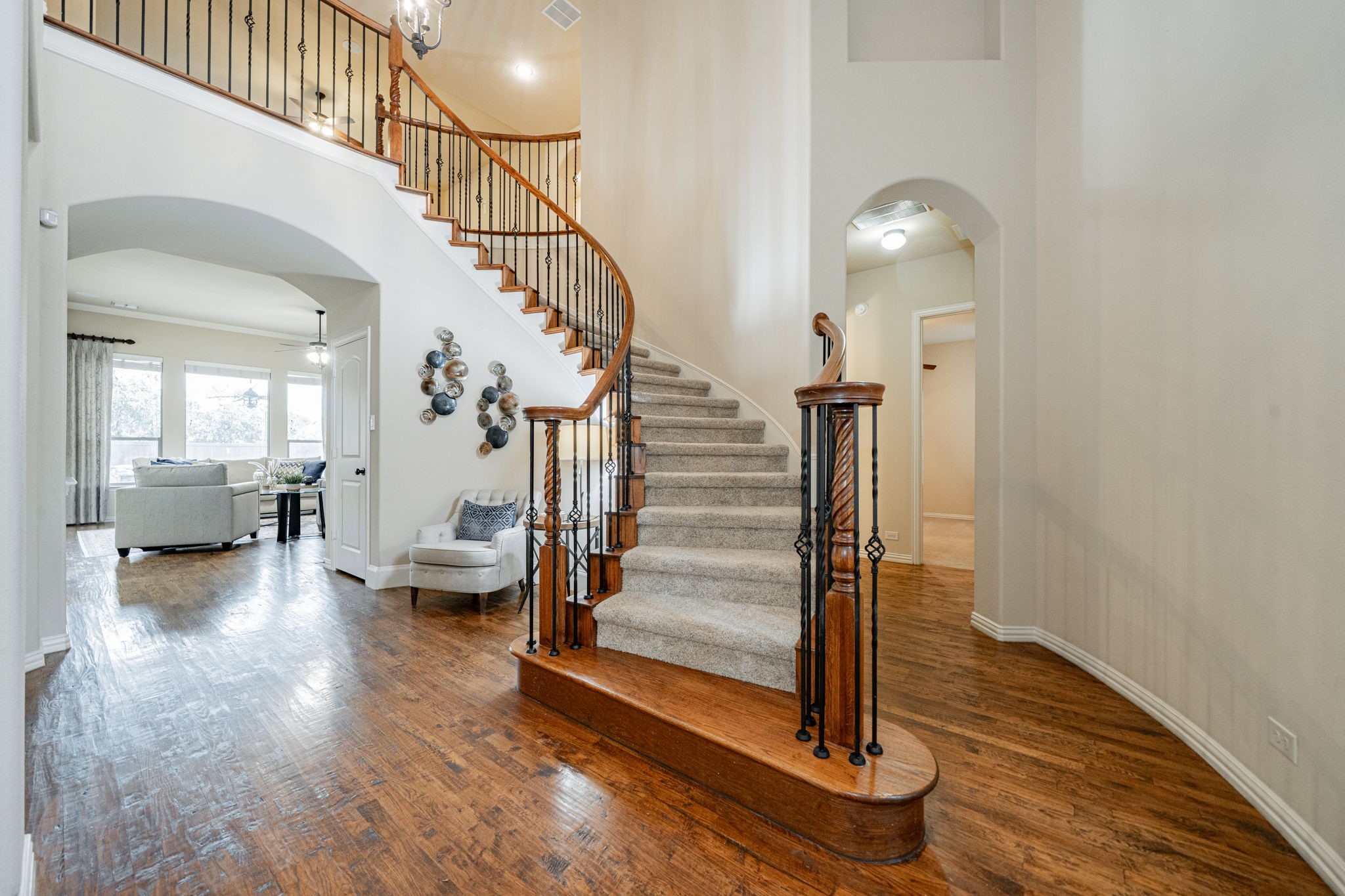 668 Featherstone Drive