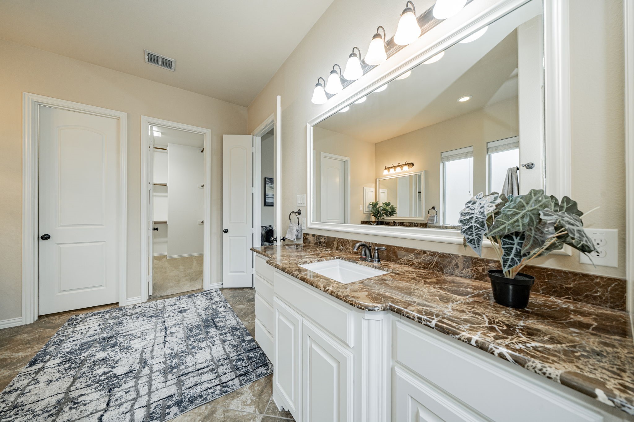 668 Featherstone Drive