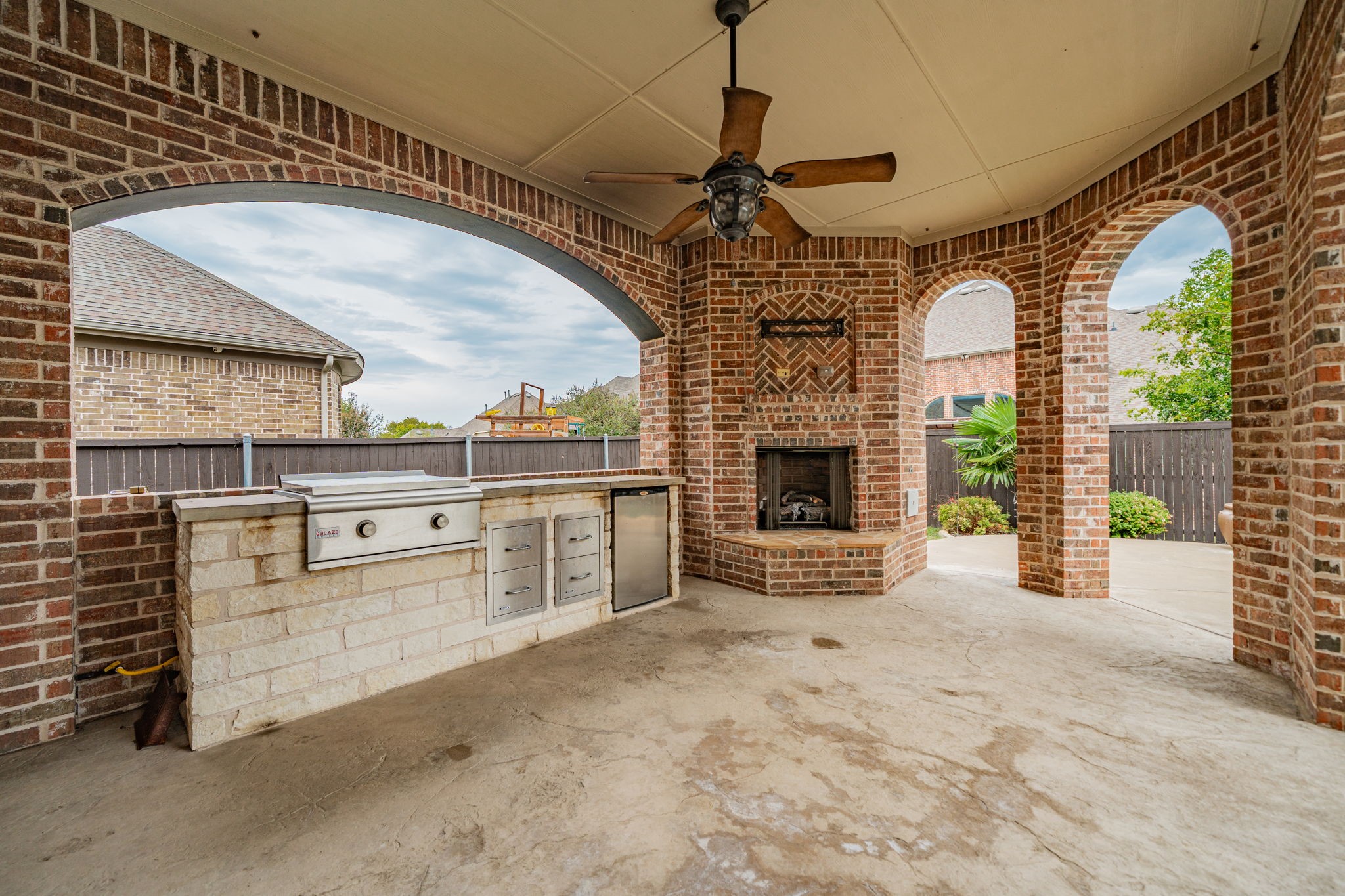 668 Featherstone Drive