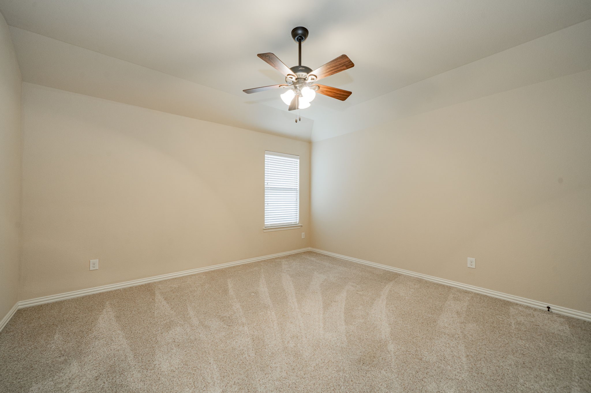 668 Featherstone Drive