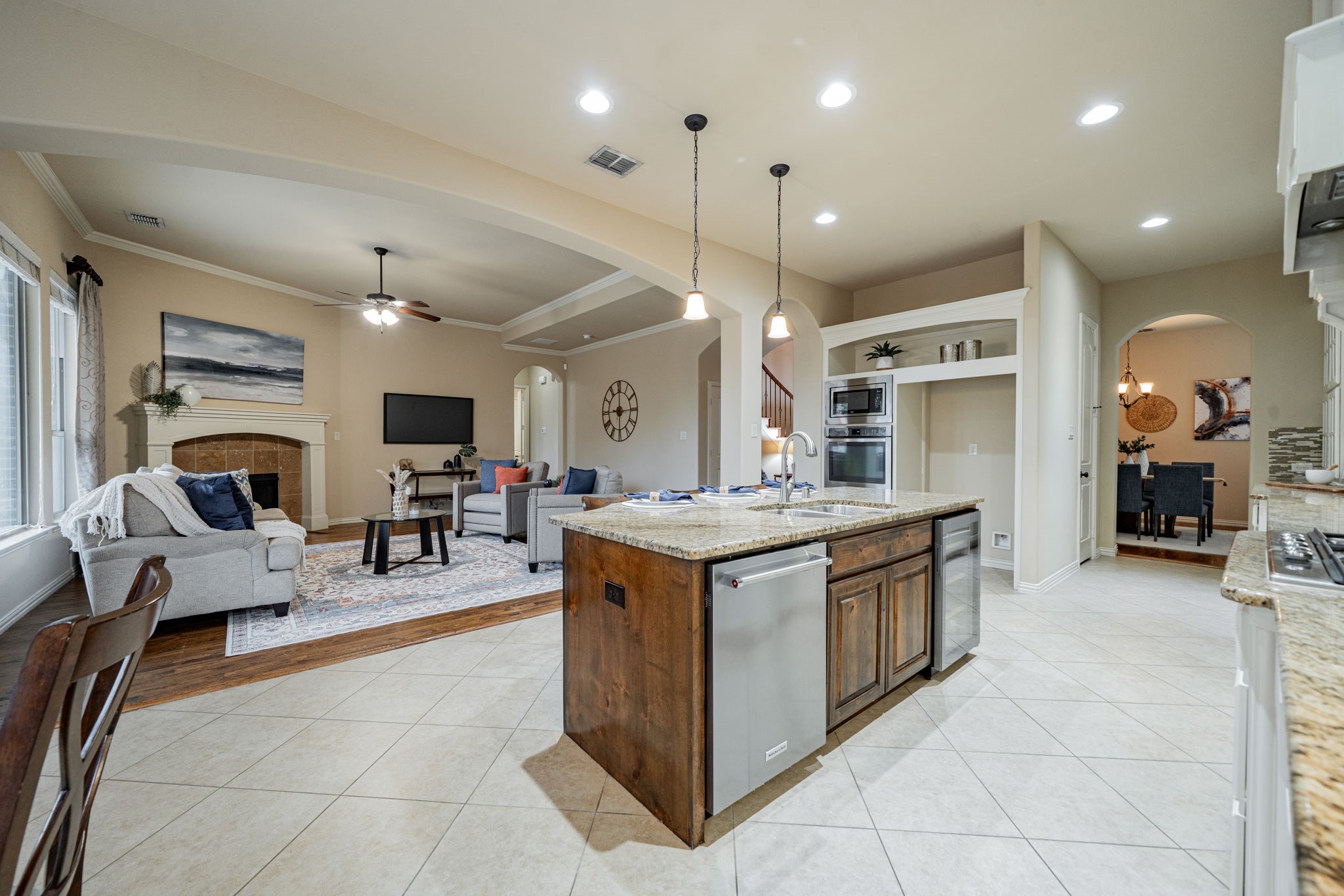 668 Featherstone Drive