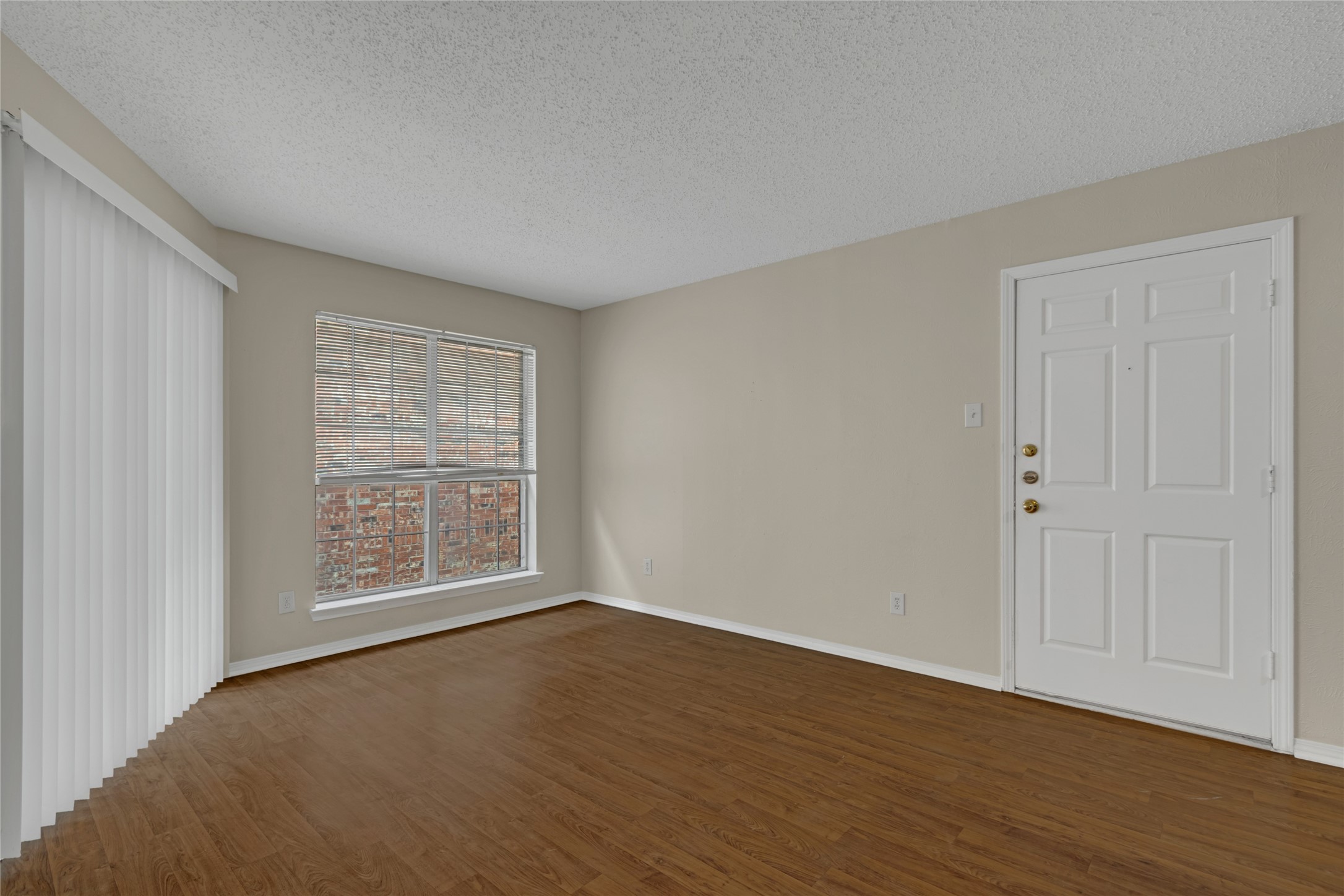 18333 Roehampton Drive 423