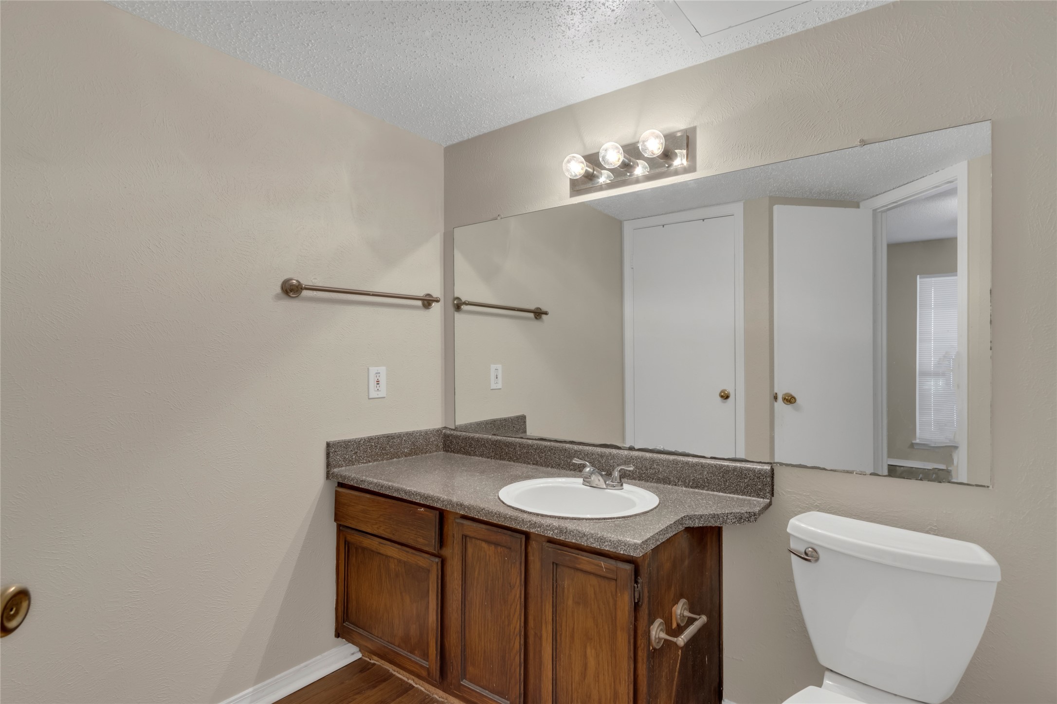 18333 Roehampton Drive 423