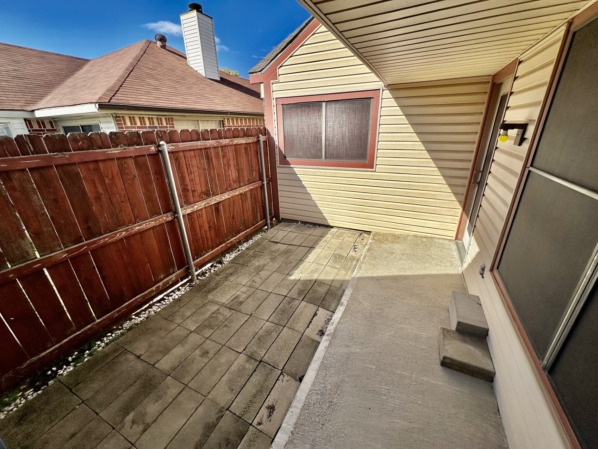 1624 Hackamore Street